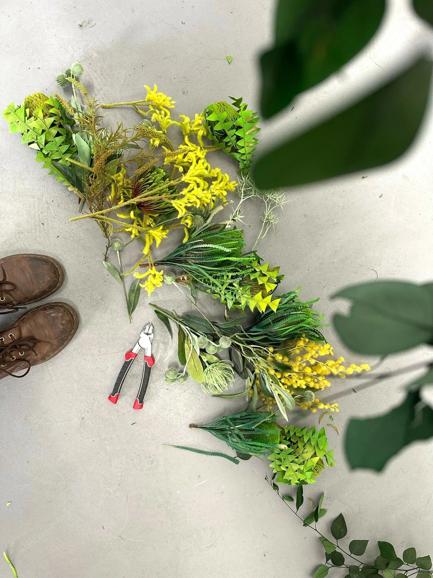 We are back on the tools! Can't wait to share our January projects with you all!

These are some close ups of the preparations for last year's NAIDOC displays @thesquaremirrabooka