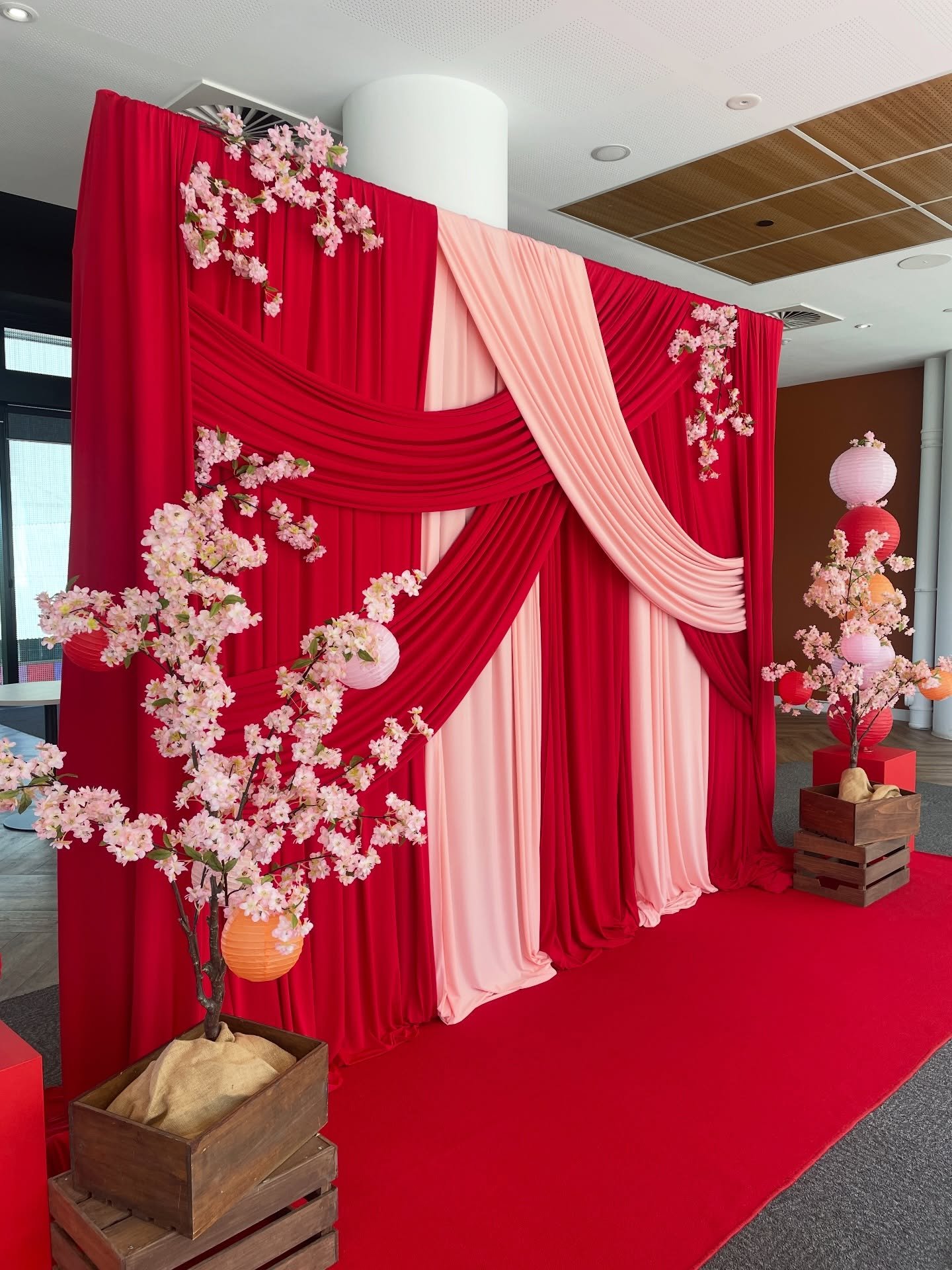 A mix of modern and traditional styling and drapery for the @unilodgecurtin photo backdrop ready for their events! 🏮🏮🏮