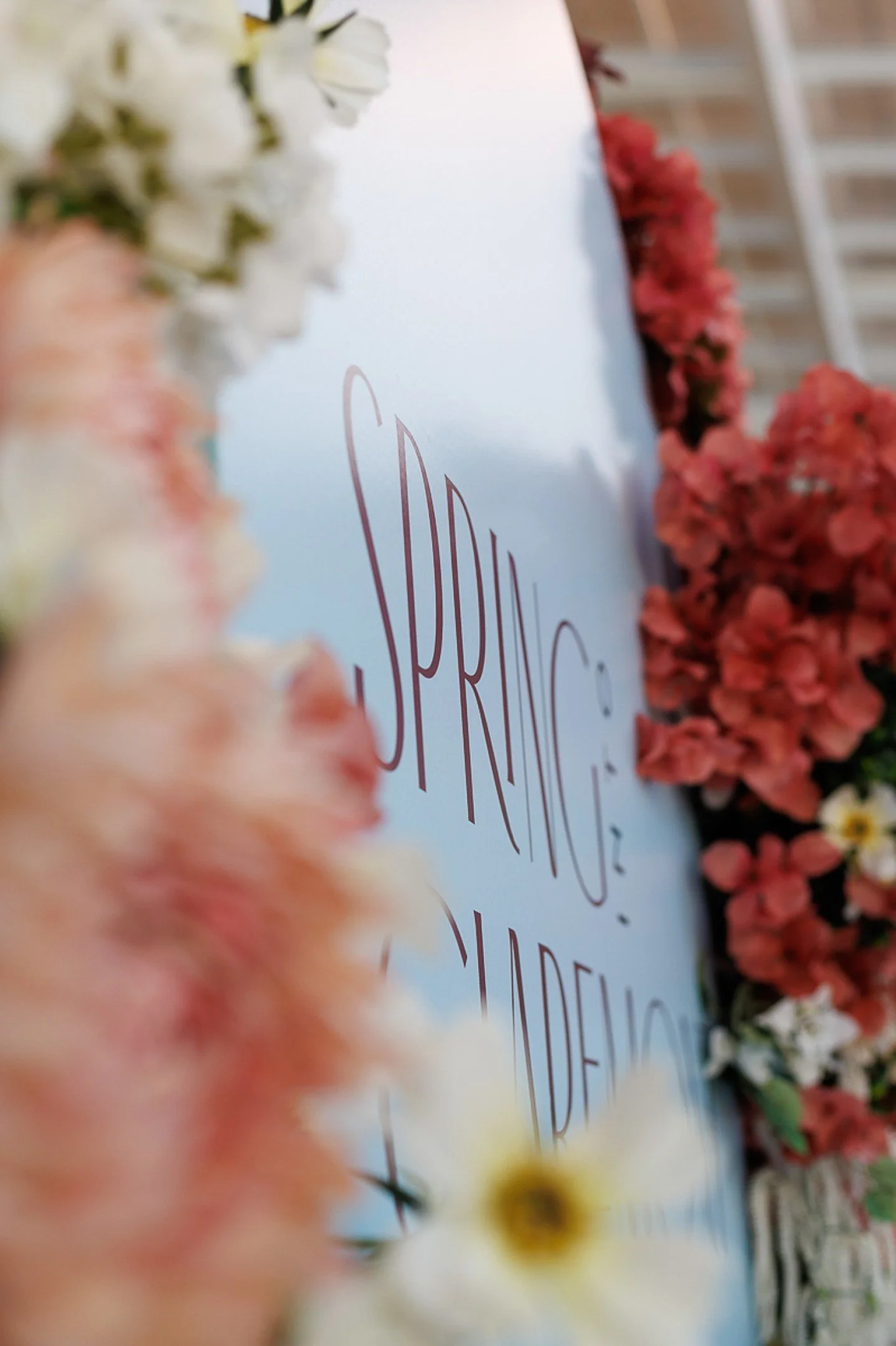 Lovely detail shots of the layers of florals we created for Claremont Town Centre Spring into Claremont Festival campaign activation! 🌸🌸🌸
Client @town_of_claremont
Location @claremontquarter
Photos @socostudios_