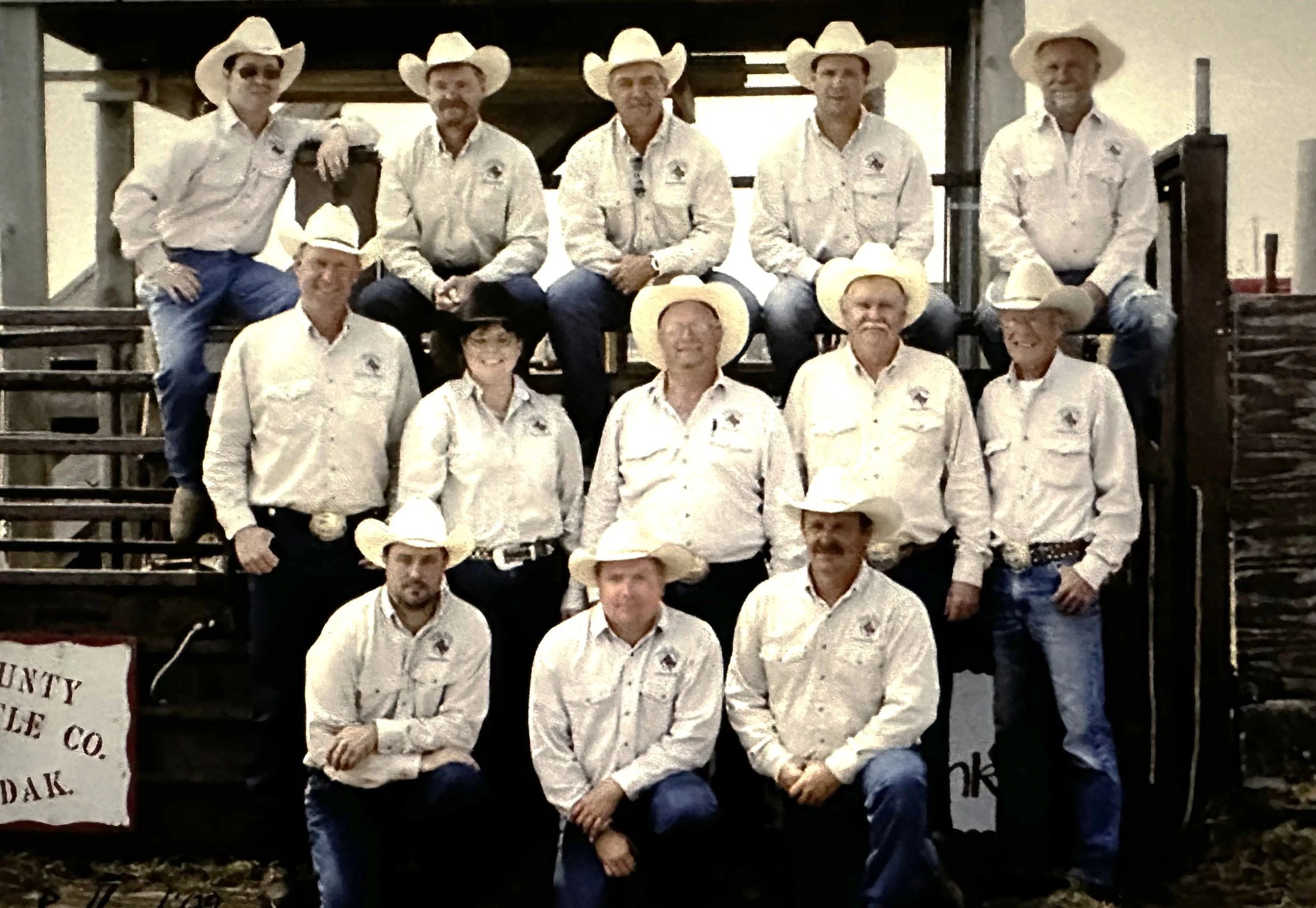 2009 members pic.JPG