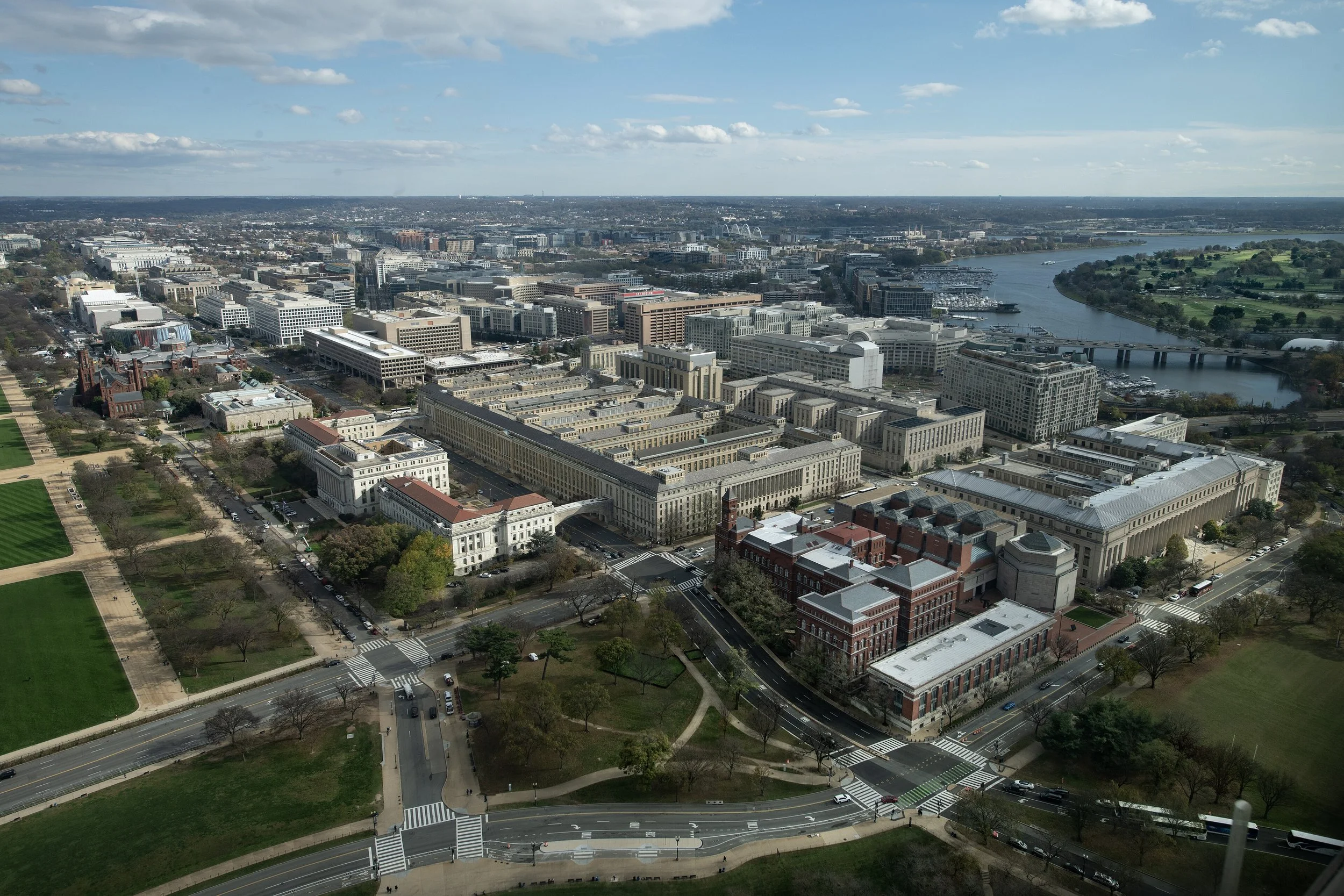 Aerial view of central Washington, D.C., beside the National Mall