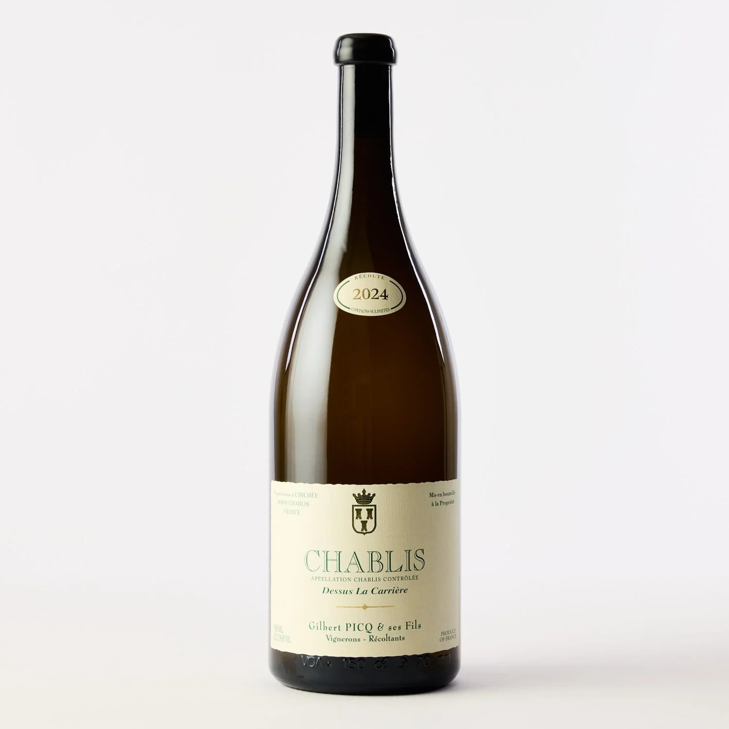 gilbert-picq-et-ses-fils-dessus-la-carriere-chablis-burgundy-france-2024-magnum.jpg