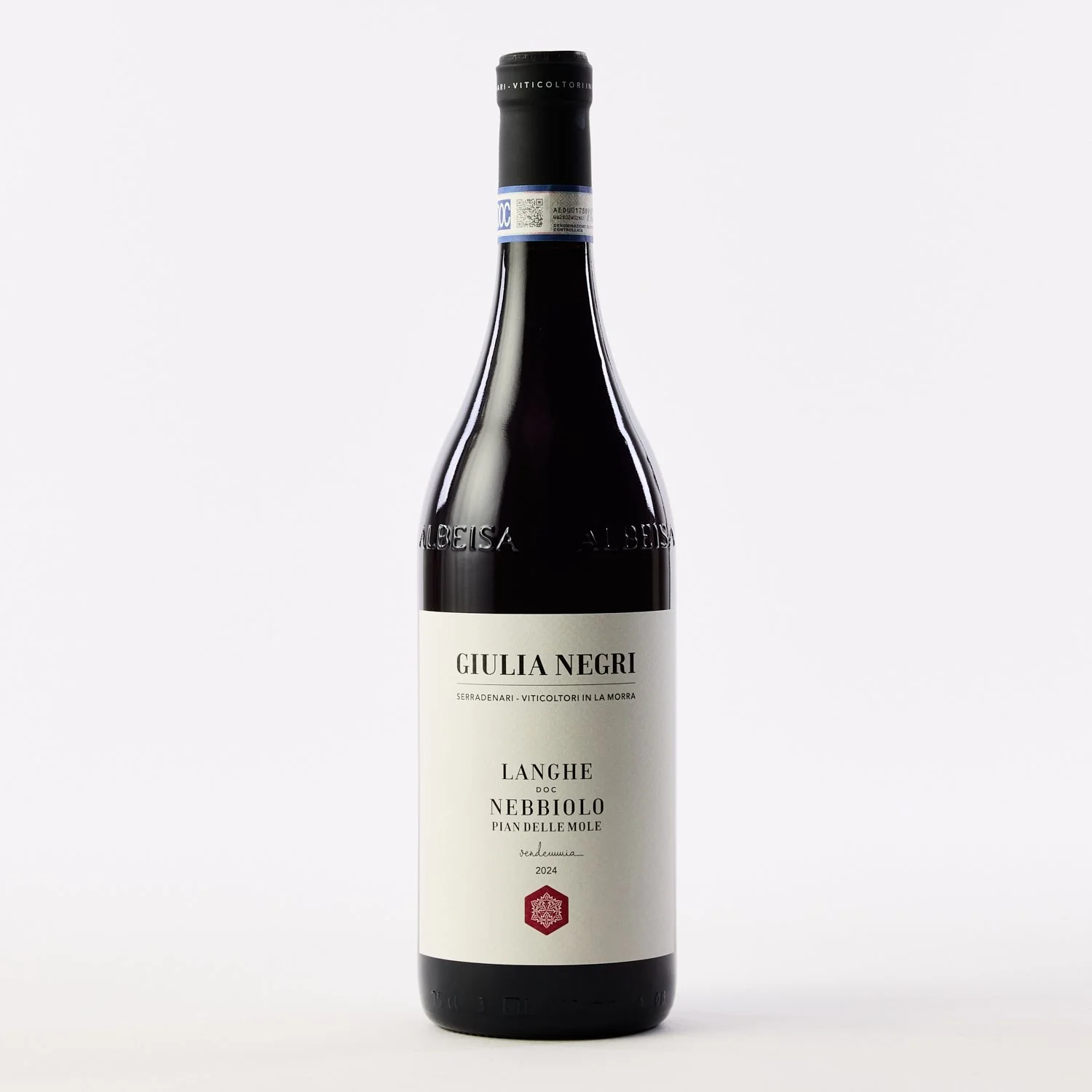 giulia-negri-langhe-nebbiolo-pian-delle-mole-piedmont-italy-2024.jpg