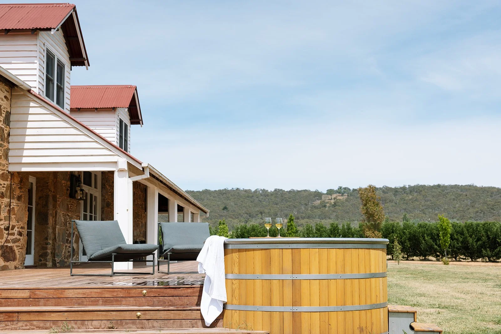 Foxlow Station - TheBarn - Ishita Moghe Photography-25.jpg