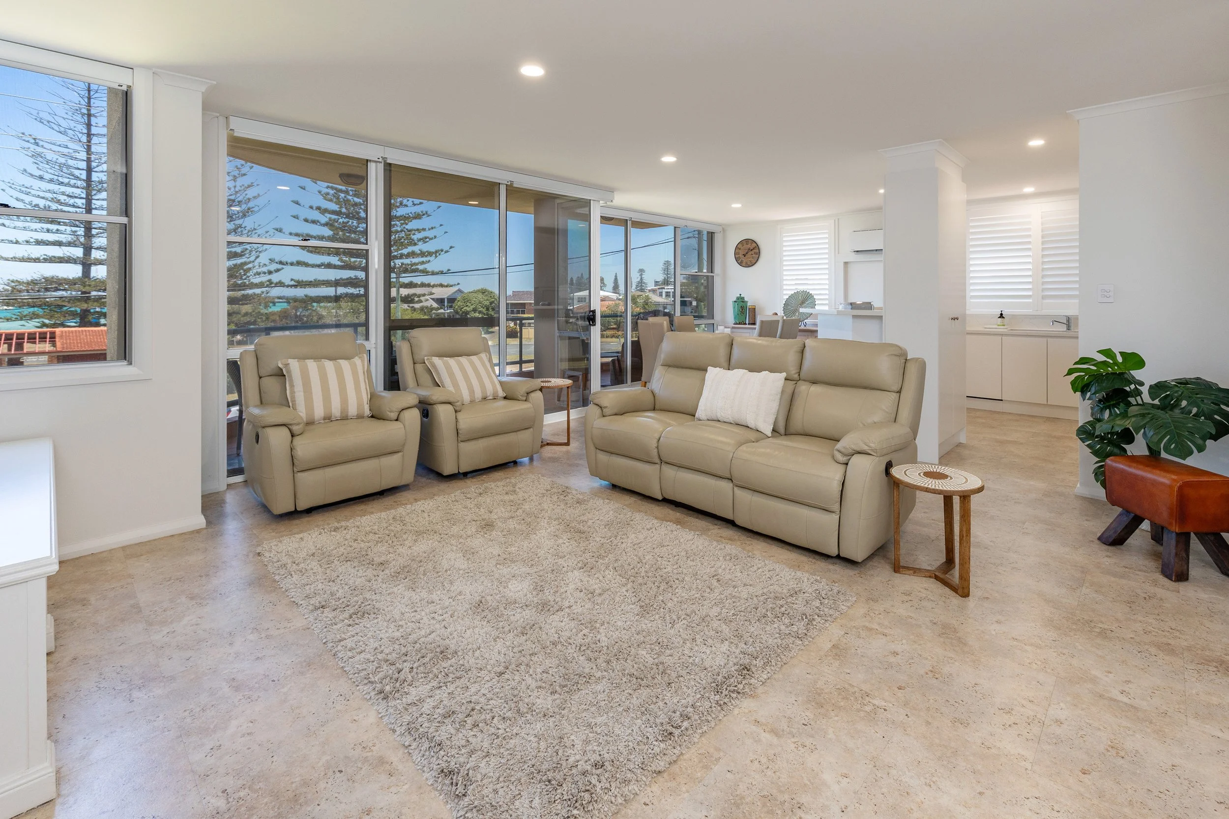 3_11 Beach St 04.jpg