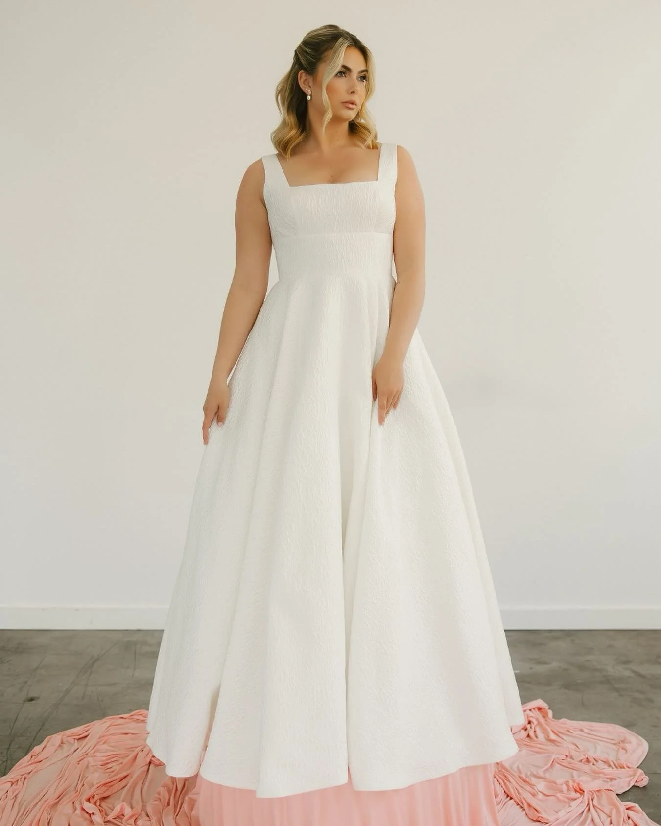 After years in the industry, Aisle Studio has set out to redefine the bridal experience and put the personality back into one of the most personal decisions you&rsquo;ll make for your big day: choosing your wedding dress.