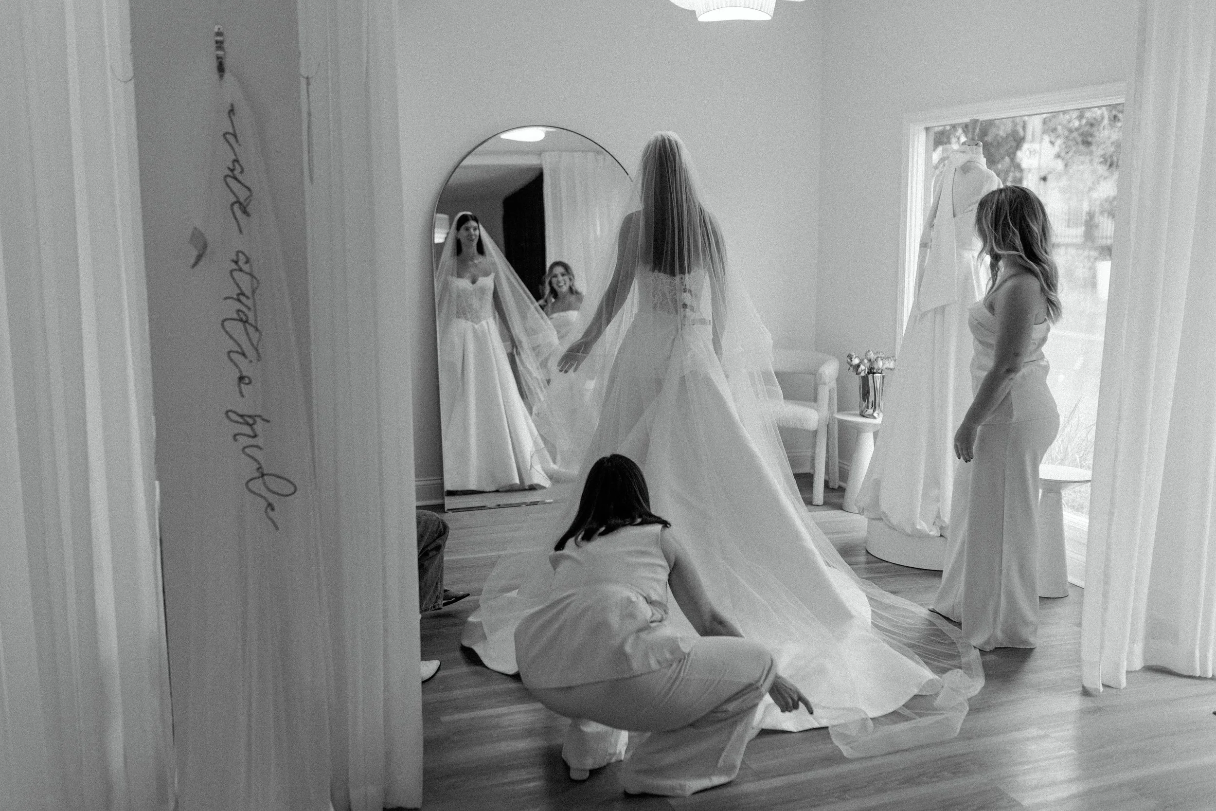 What to Expect at Your Aisle Studio Bridal Appointment in Kansas City