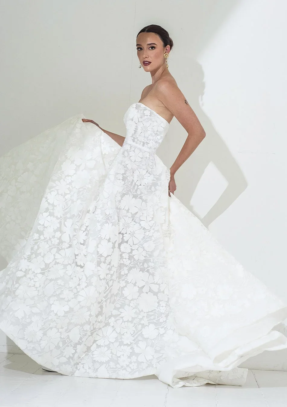 freda bennet florian side.webp