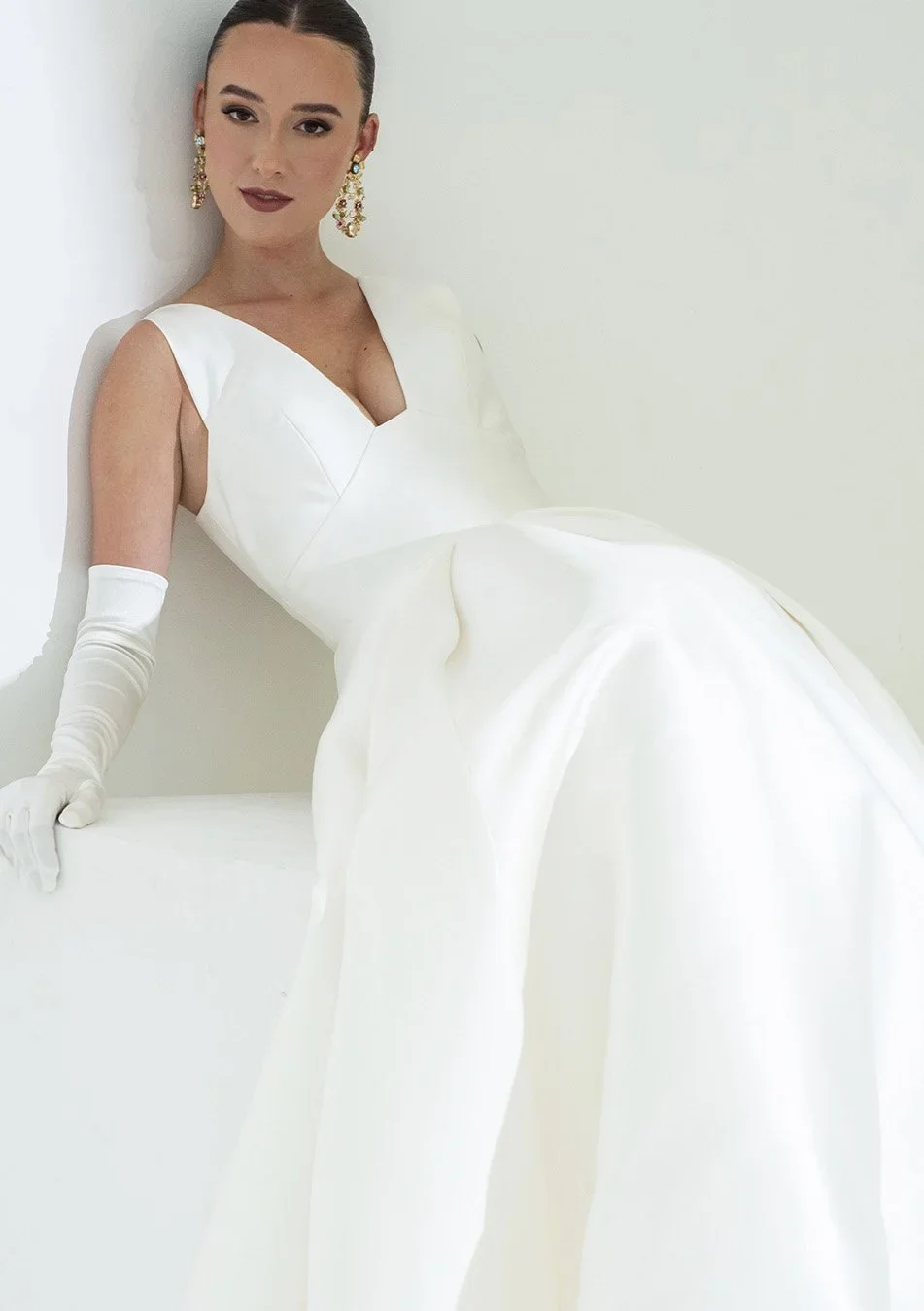 freda bennet hollis detail.webp