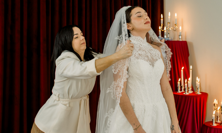 Wedding Dress Necklines: How to Choose the Most Flattering Style