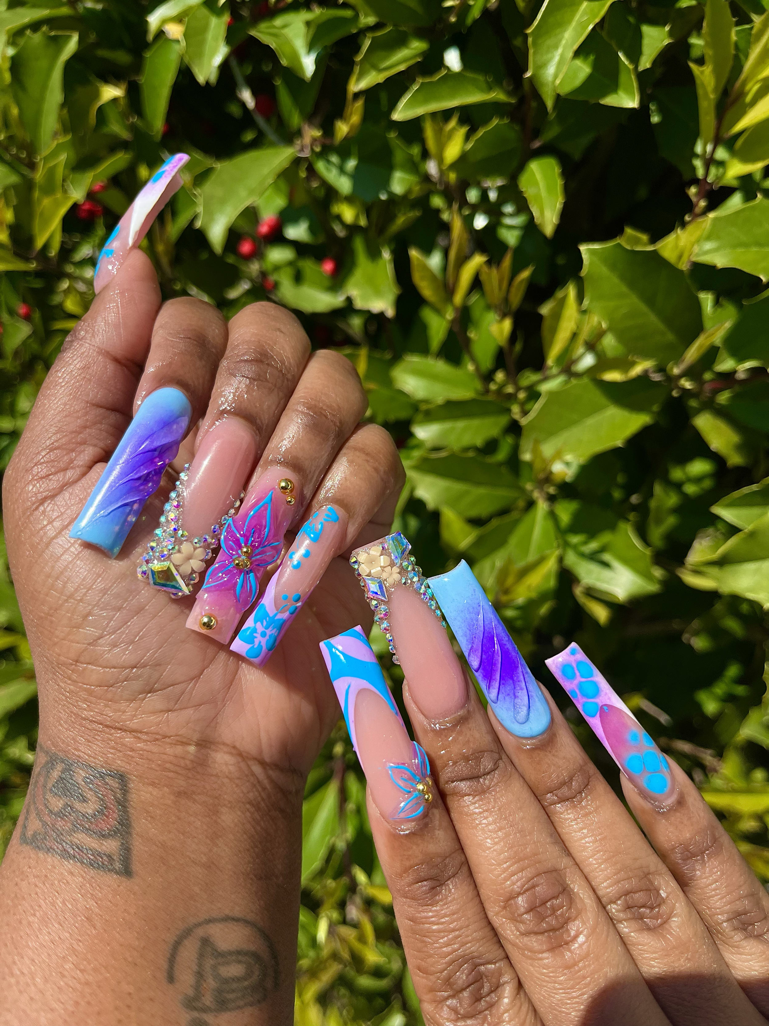 💙💜 Founder’s Nails, Founder’s Rules. Always Sigma Bleu, always TRUE.