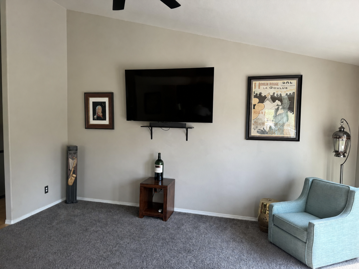 Living room - before