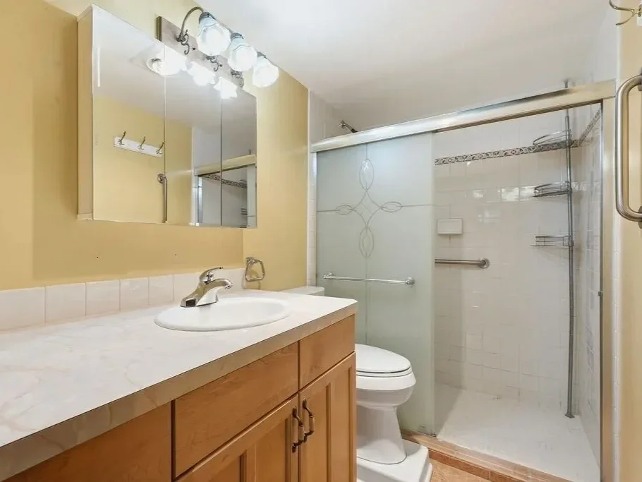 Before Bathroom Renewal