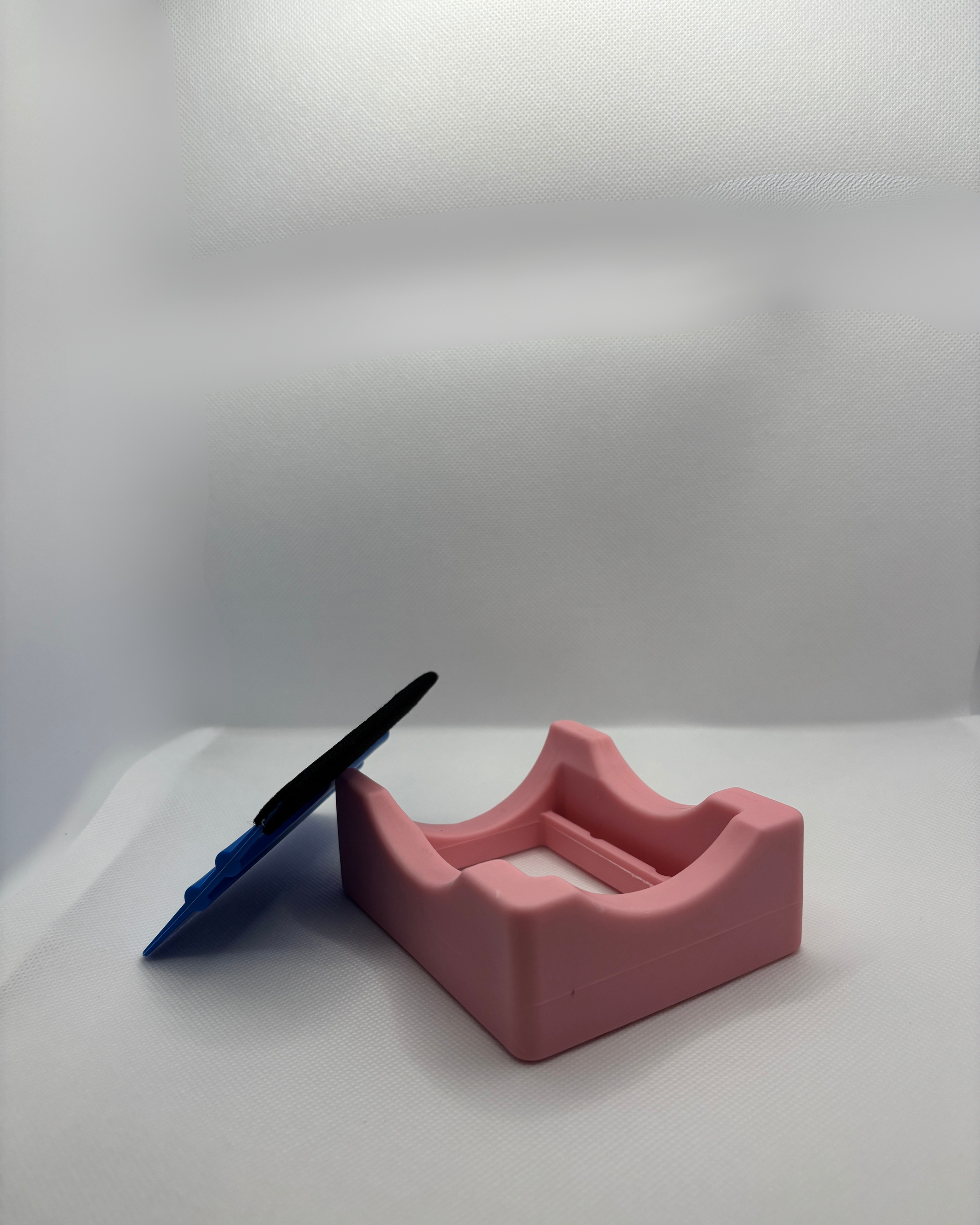 Cup Cradle & Scraper (Pink)