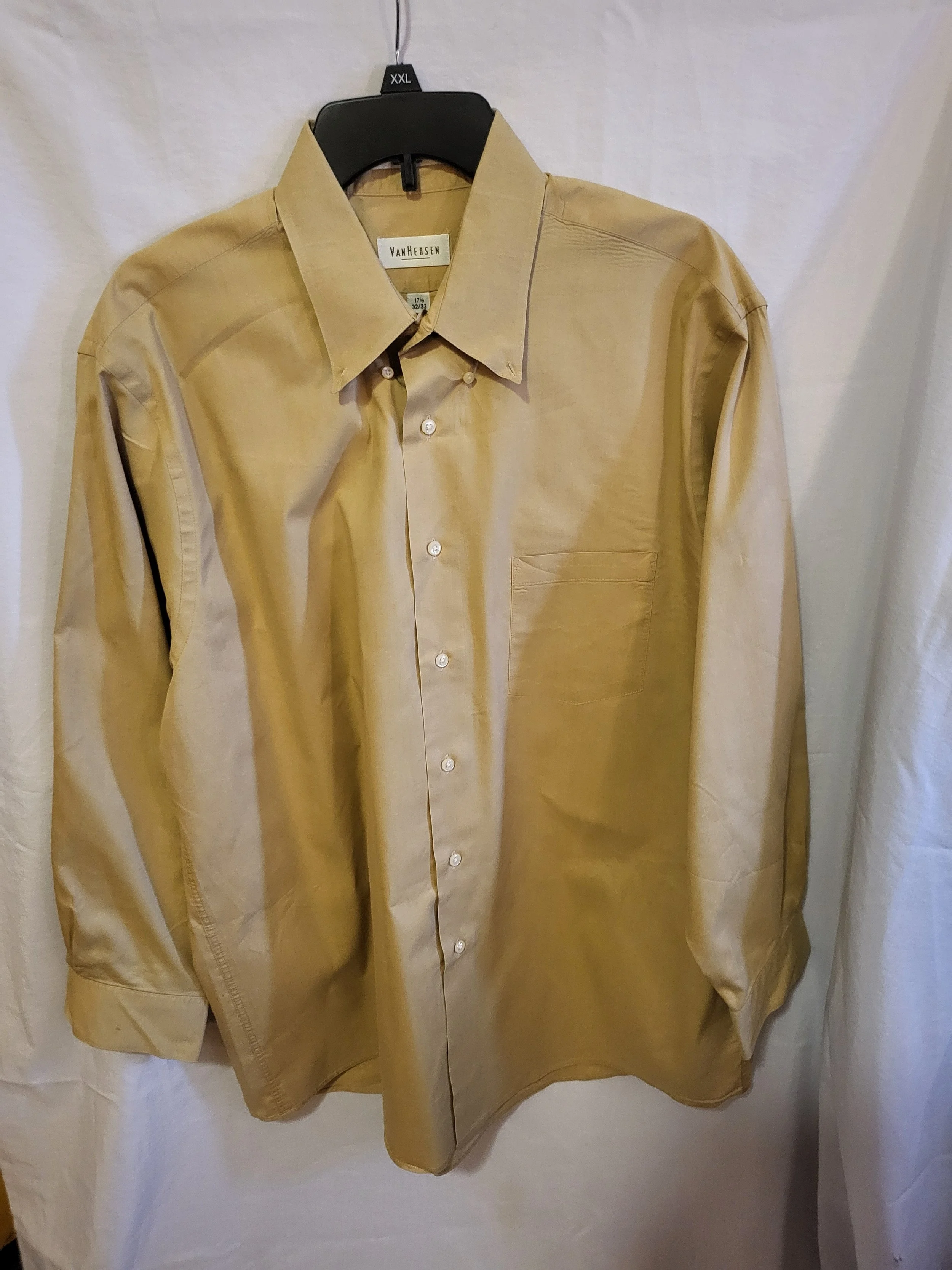 Mens Van Heusen  Long Sleeve Dress Shirt- Size 17 1/2