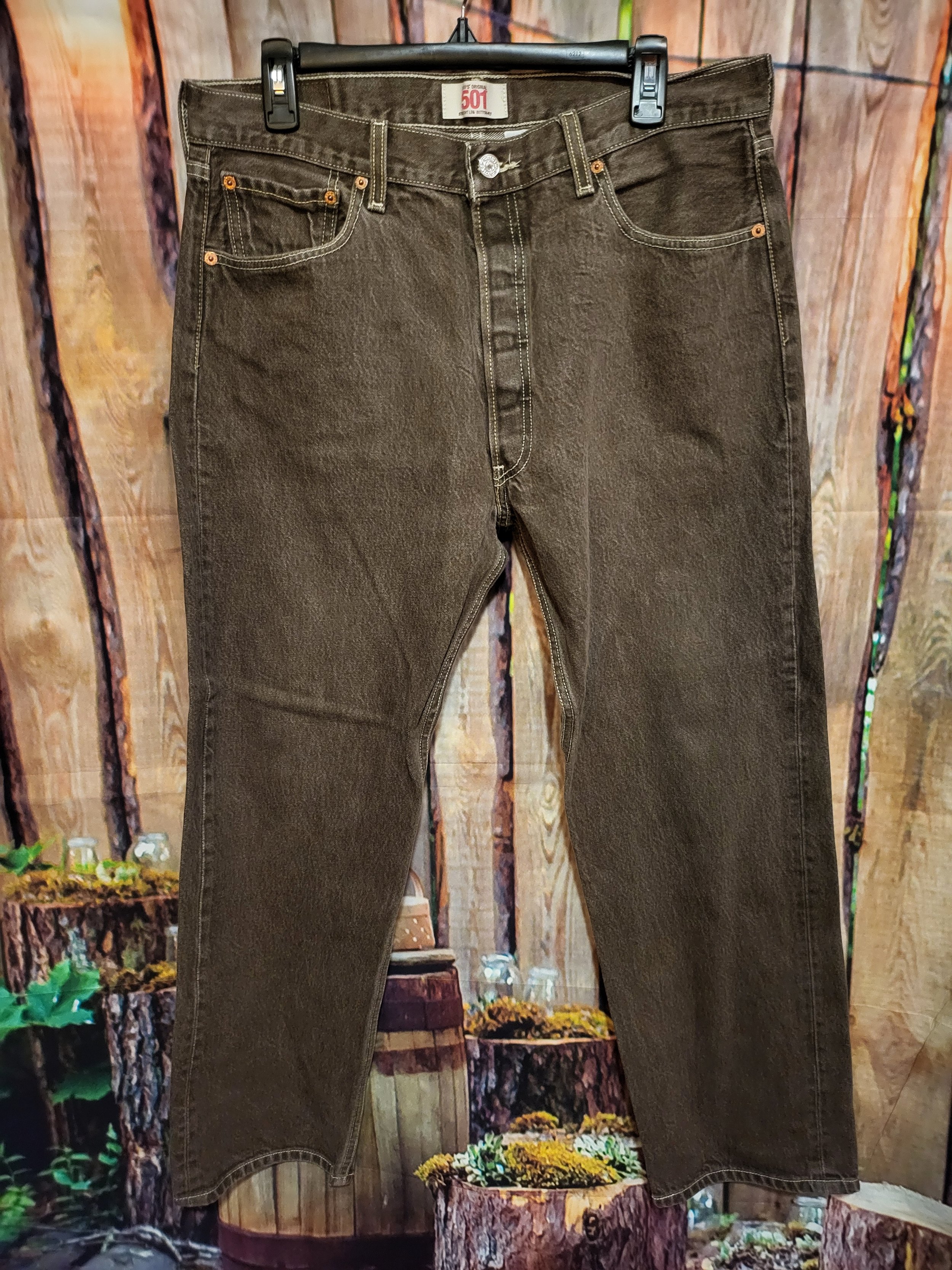 Mens Levi Jeans- 36x32