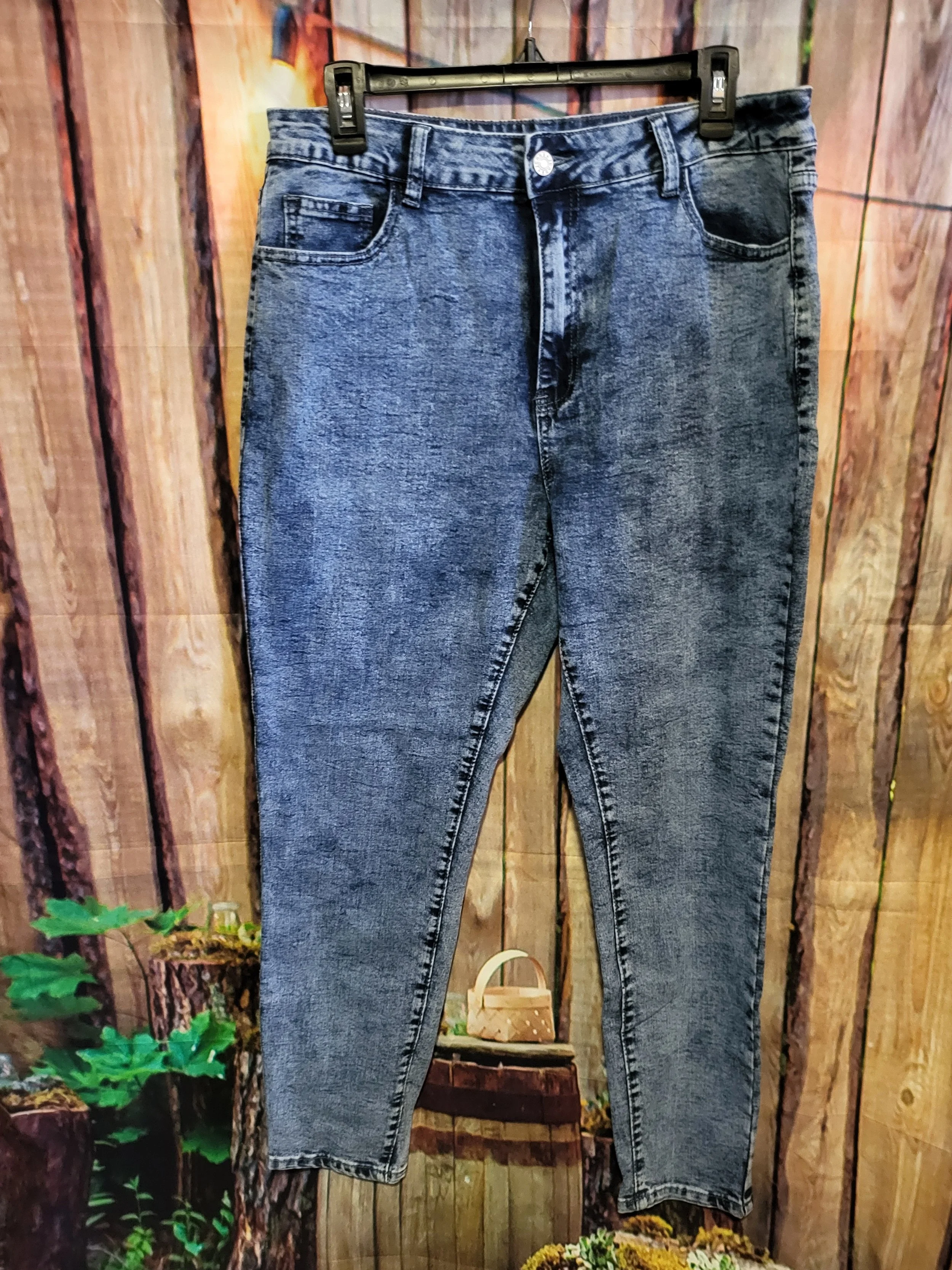 Womens Stonewash Jeans- 1XL