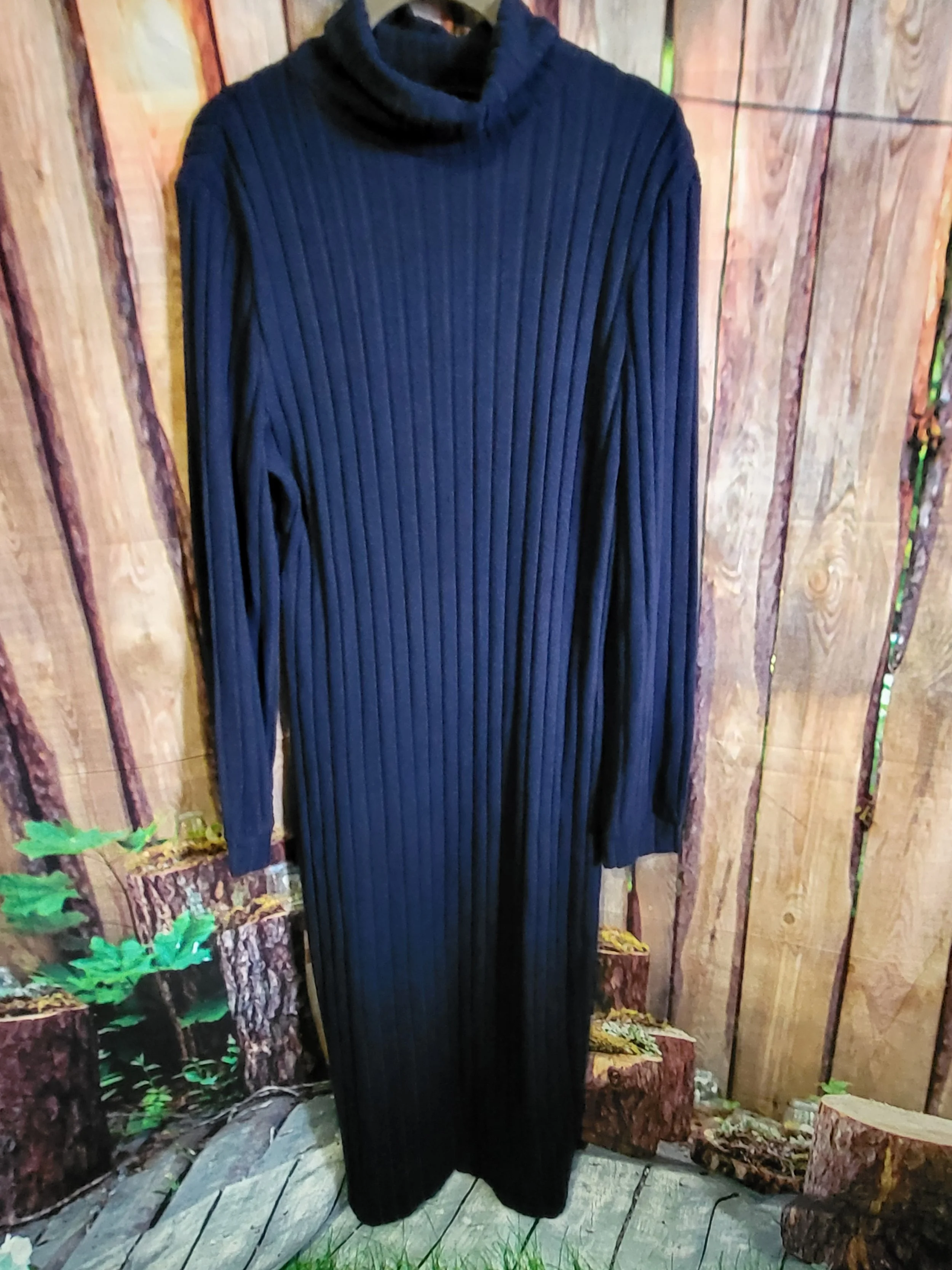Brand New Womens Long Sleeve Dress- XXL