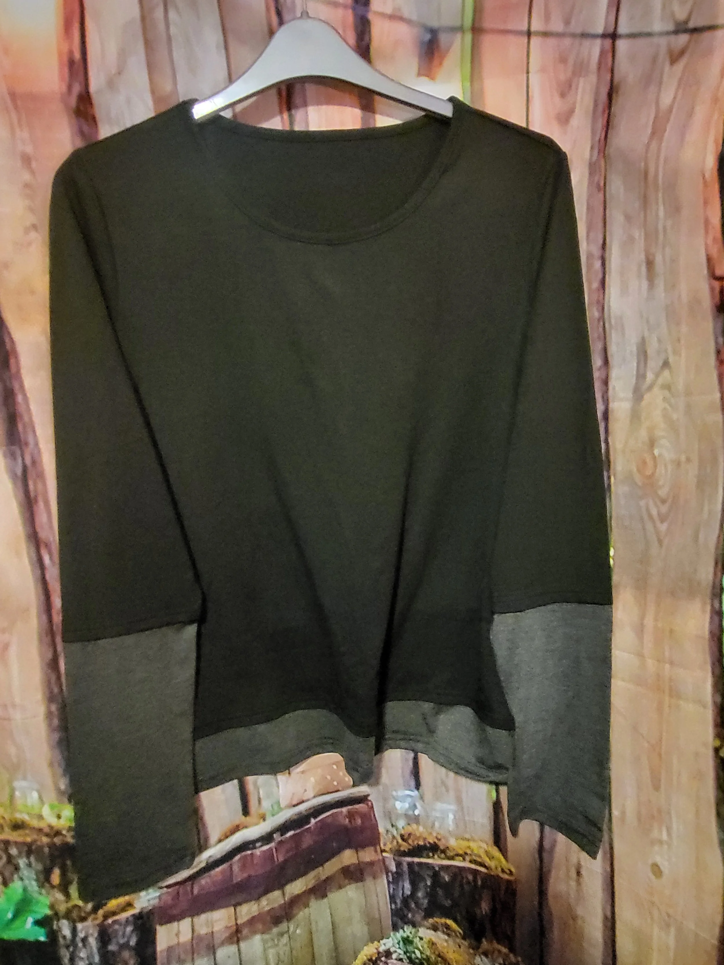 Brand New Womens Long Sleeve Shirt- XXL