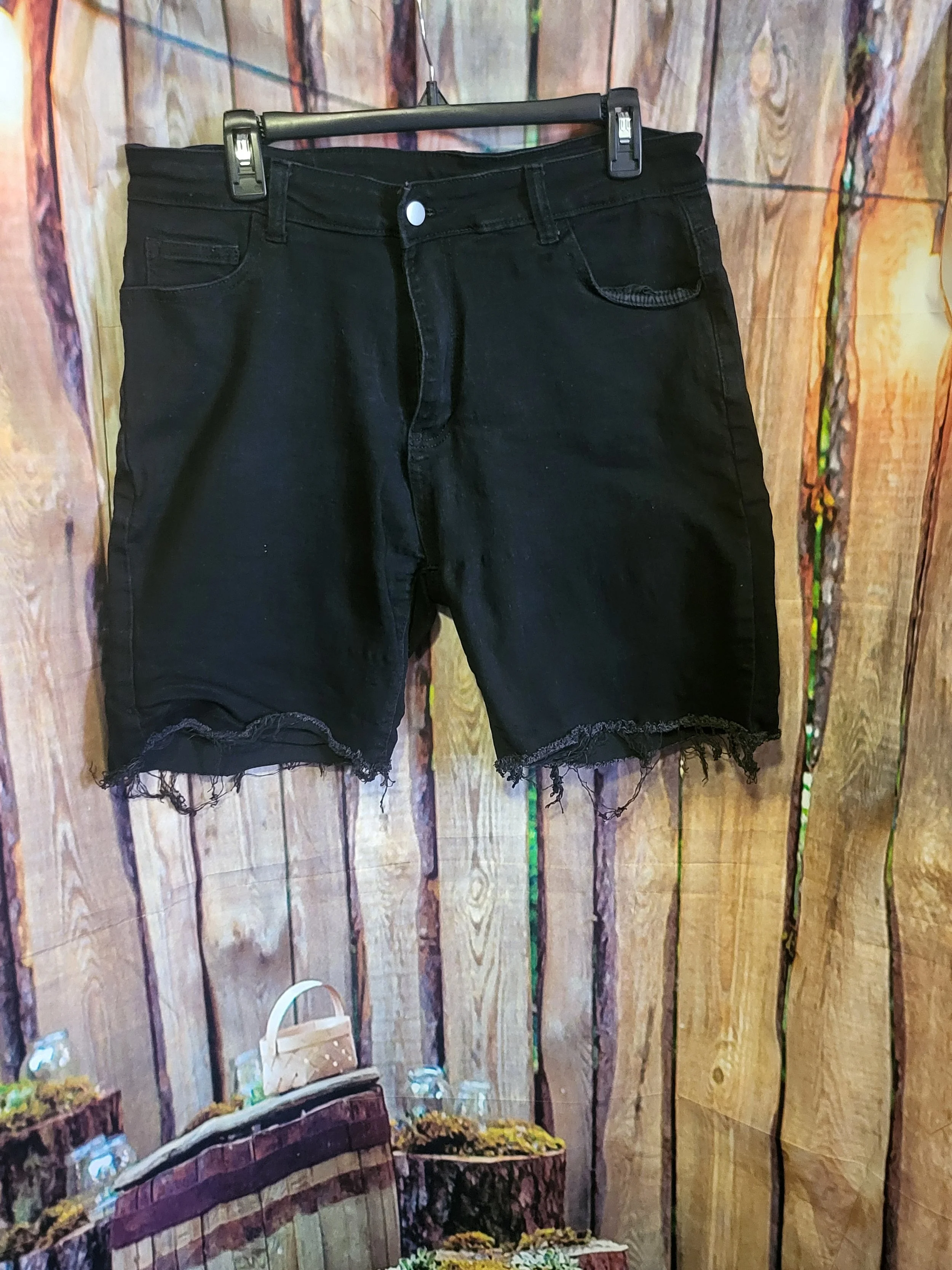 Womens Distressed Cut Off Jean Shorts- 1XL