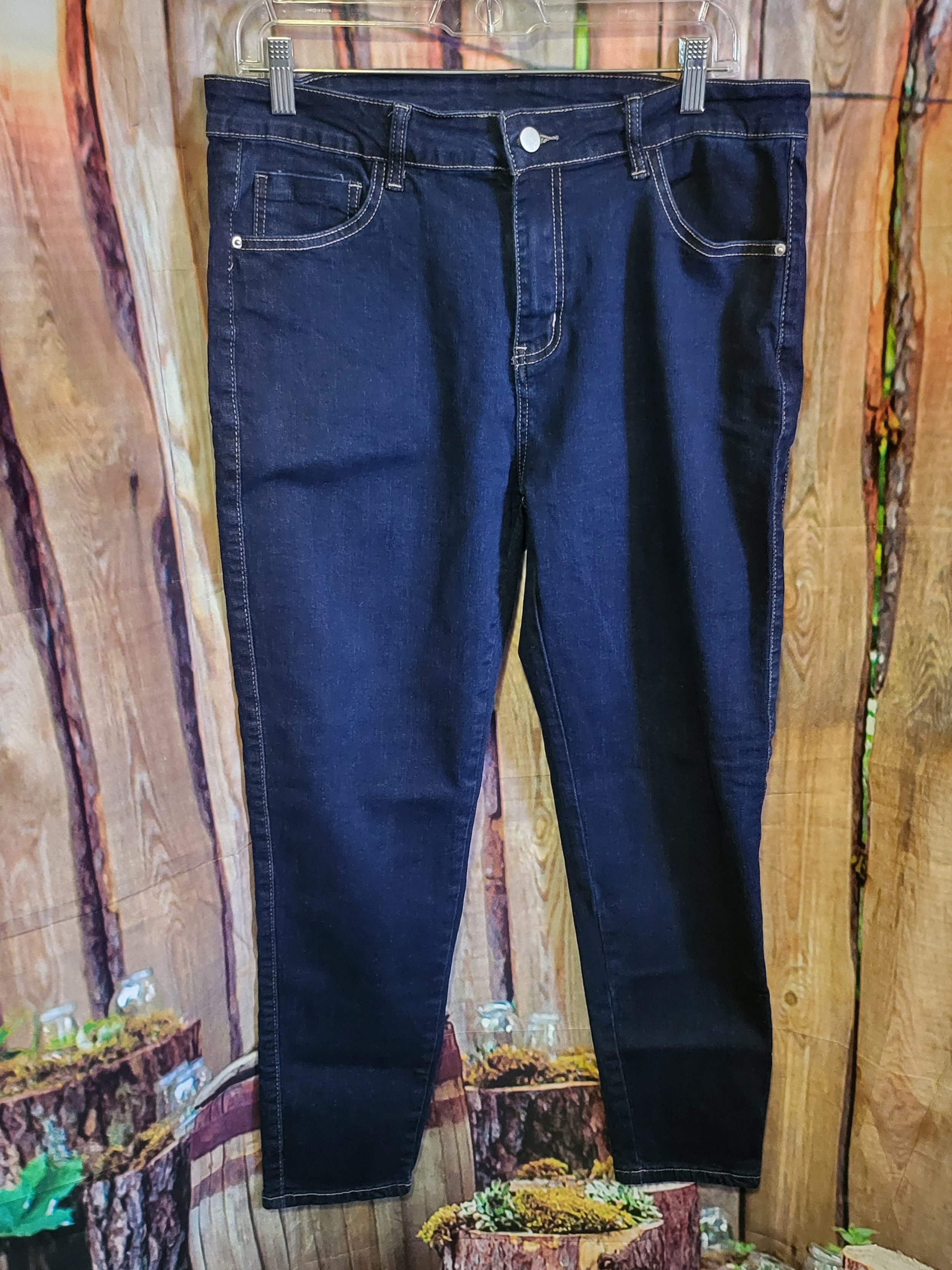 Brand New Womens Skinny Leg Jeans- XXL