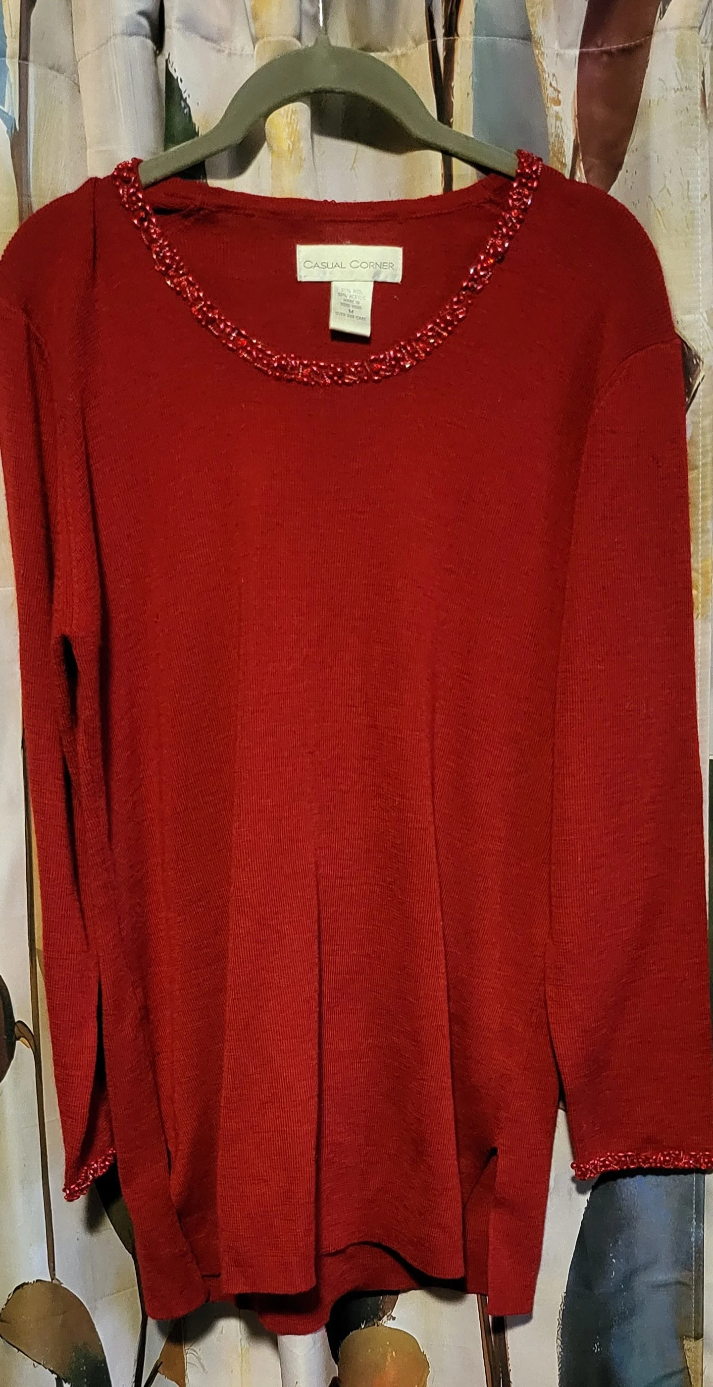 Womens Long Sleeve Embellished Sweater- M