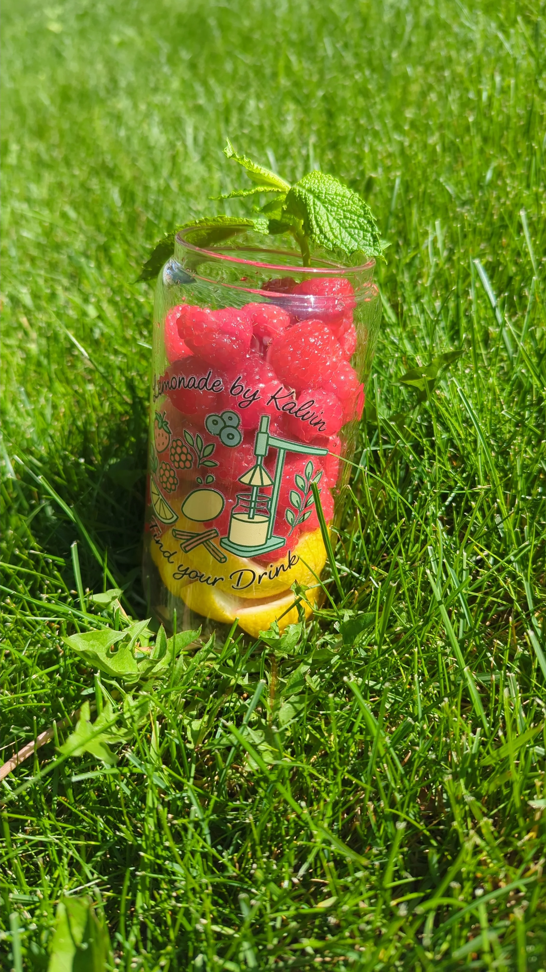 Raspberry Mint Lemonade