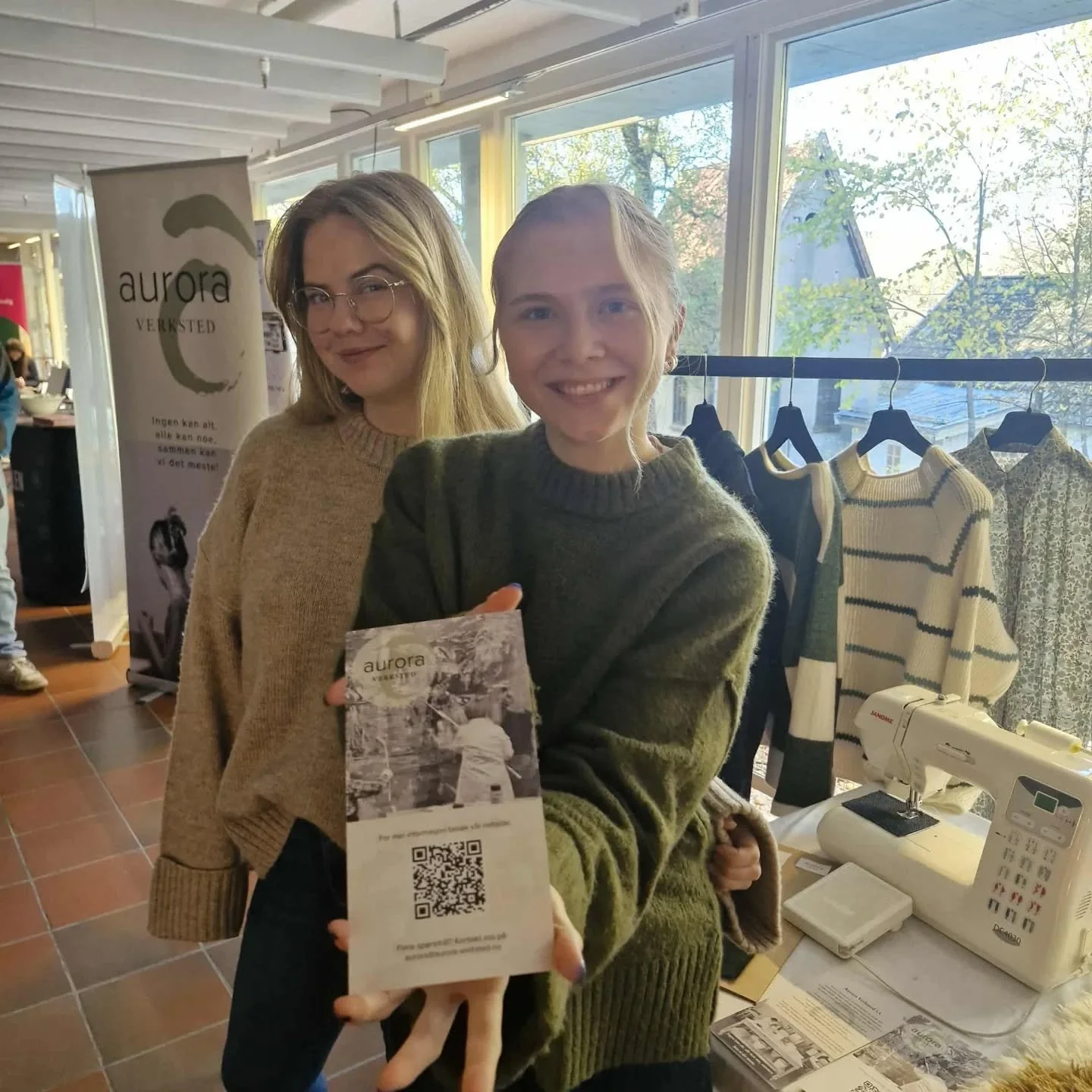 I dag er vi p&aring; plass p&aring; @tekniskmuseum for &aring; demonstrere blant annet hvordan vi bruker hjelpeteknologi for &aring; tilrettelegge p&aring; v&aring;re verksteder og fremme inkludering p&aring; arbeidsplassen. Tar du turen innom kan du
