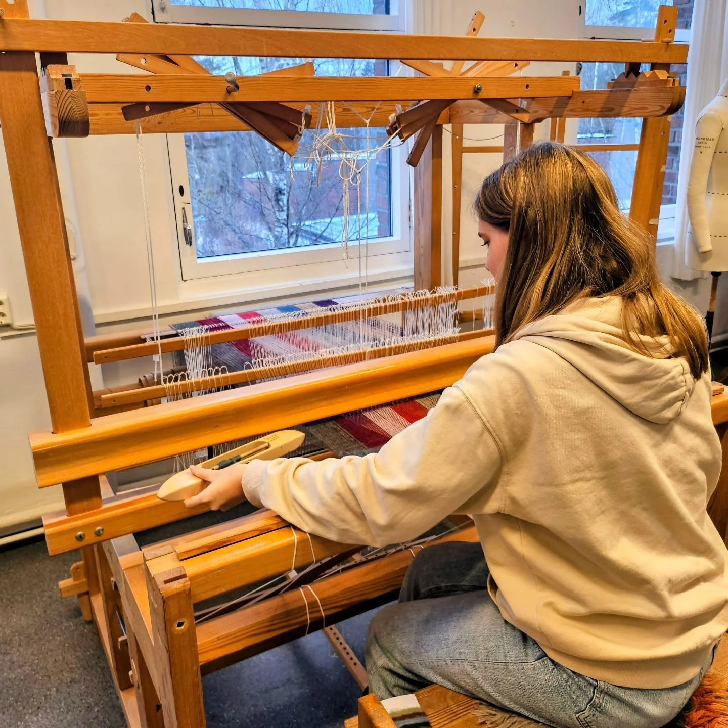Juleferien er over, og det er godt &aring; v&aelig;re tilbake p&aring; jobb!

Leveringer klargj&oslash;res, nye prosjekter er allerede i gang, og julepynten pakkes ned for denne gang.
Vi ser frem til alt som ligger foran oss i tiden som kommer 💙
