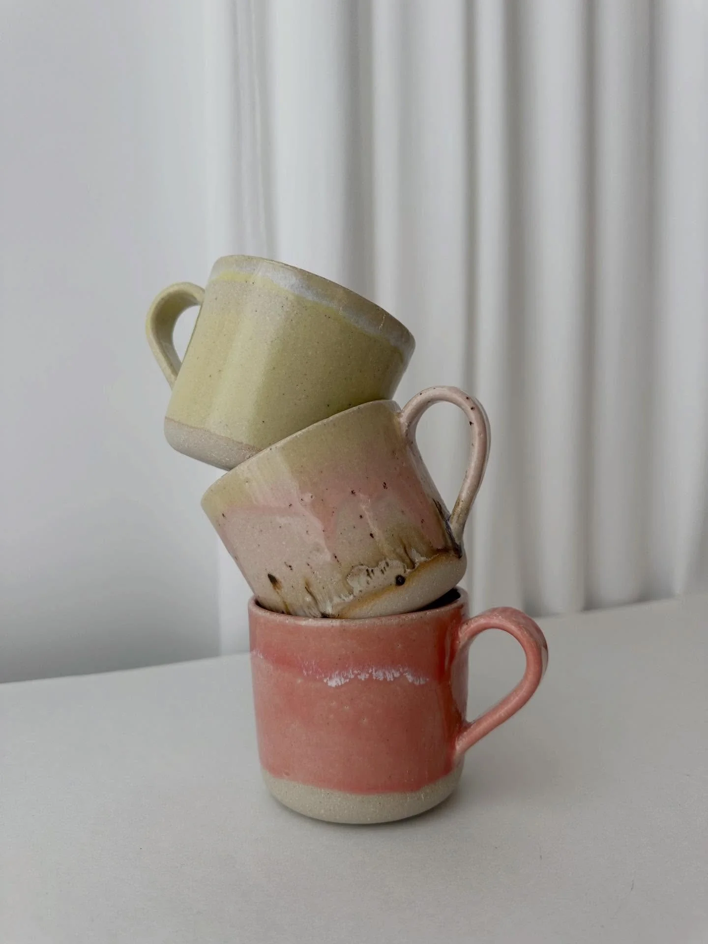 Vi har f&aring;tt p&aring;fyll av koppene v&aring;re, kom innom for en titt i butikken! Du kan ogs&aring; f&aring; tak i dem i nettbutikken🩷