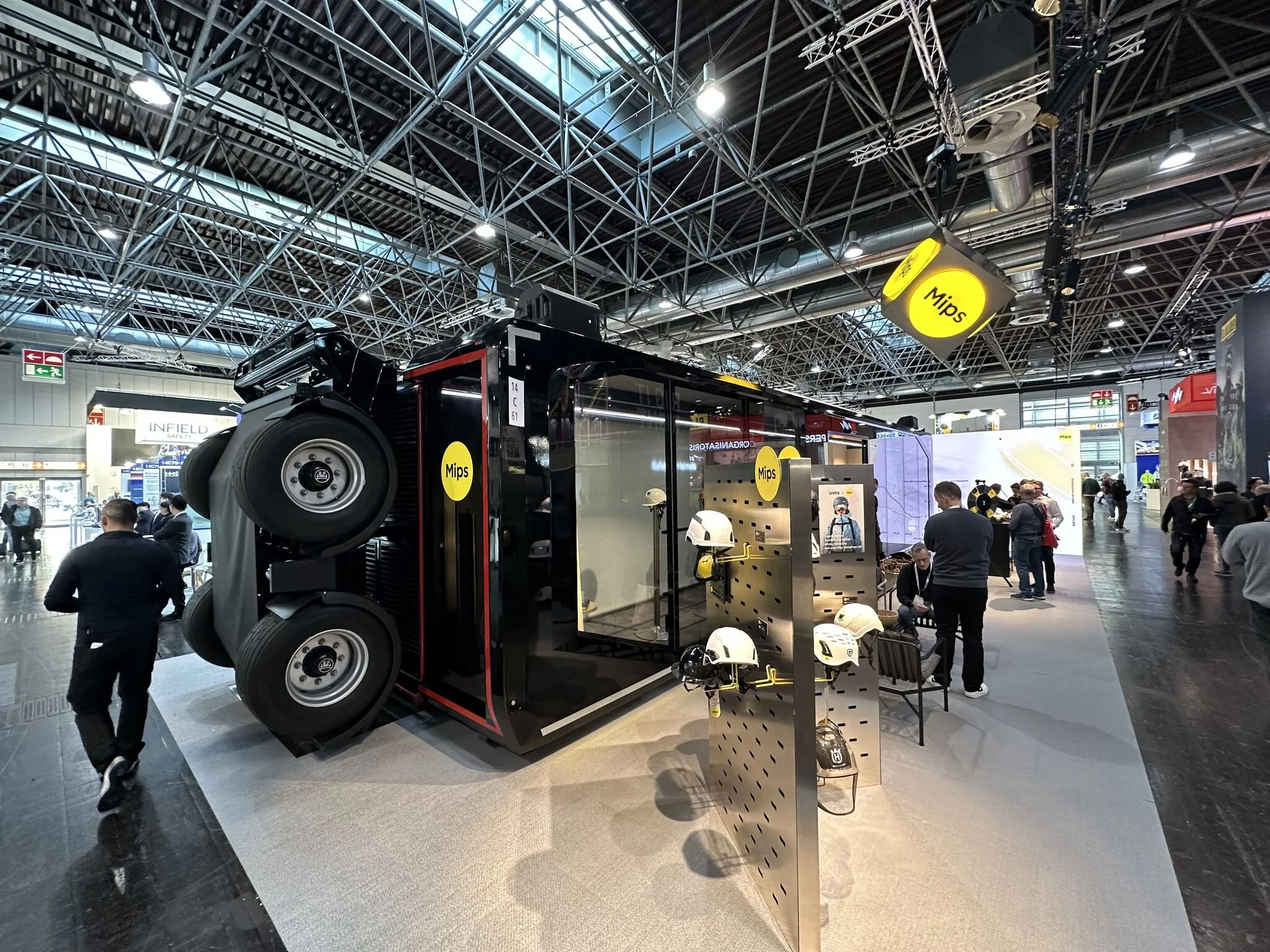 AplusA mips stand.jpg