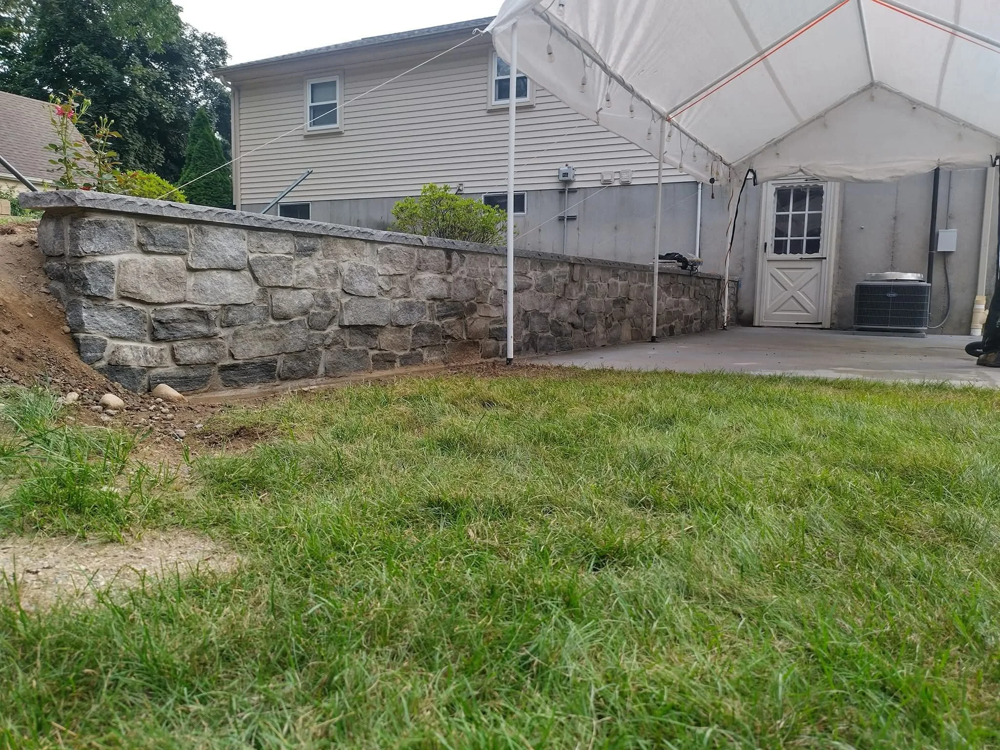 Stone Walls Built to Order.jpg