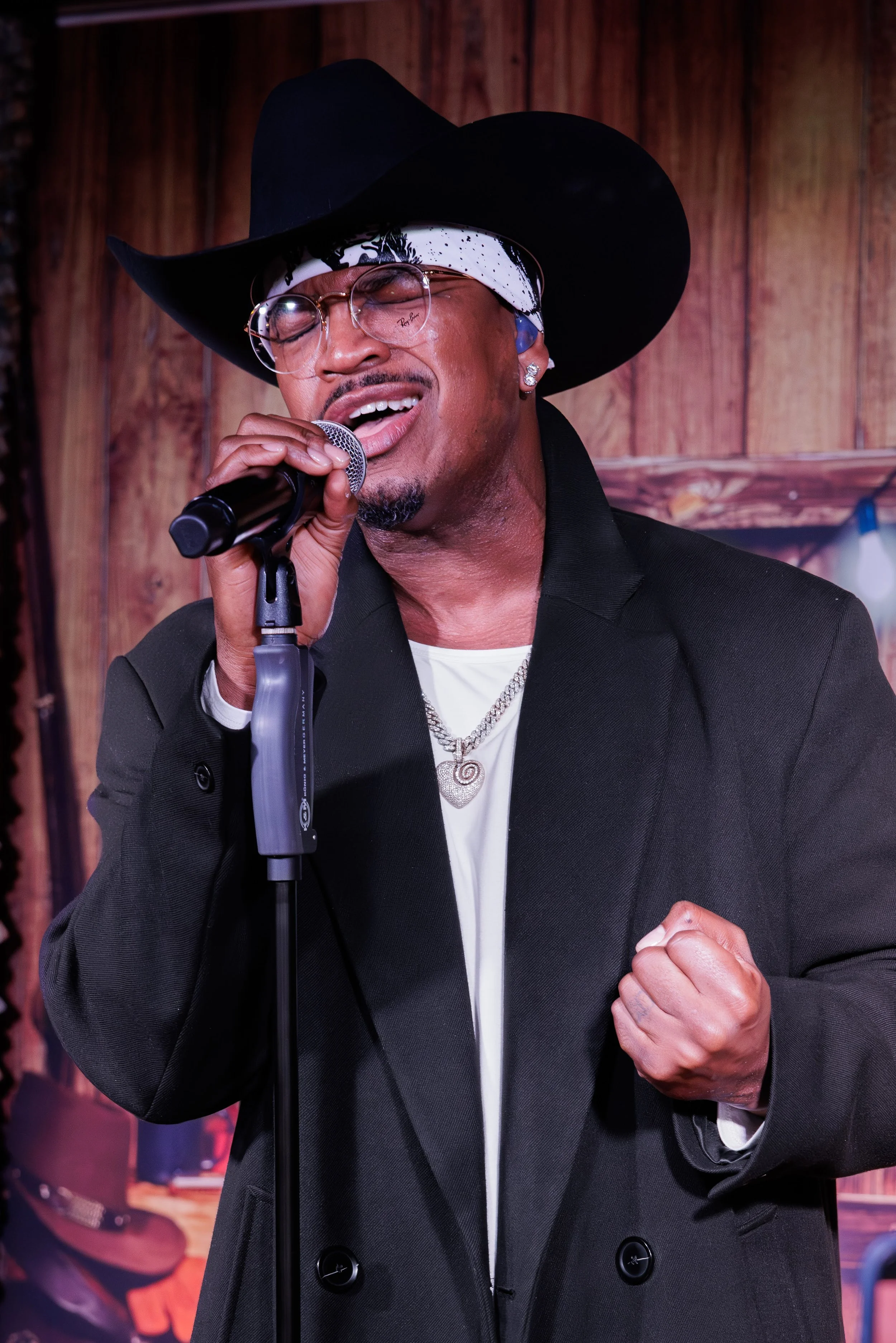 SH - Ne-Yo - Miftin Al-Hadithi (9).jpg