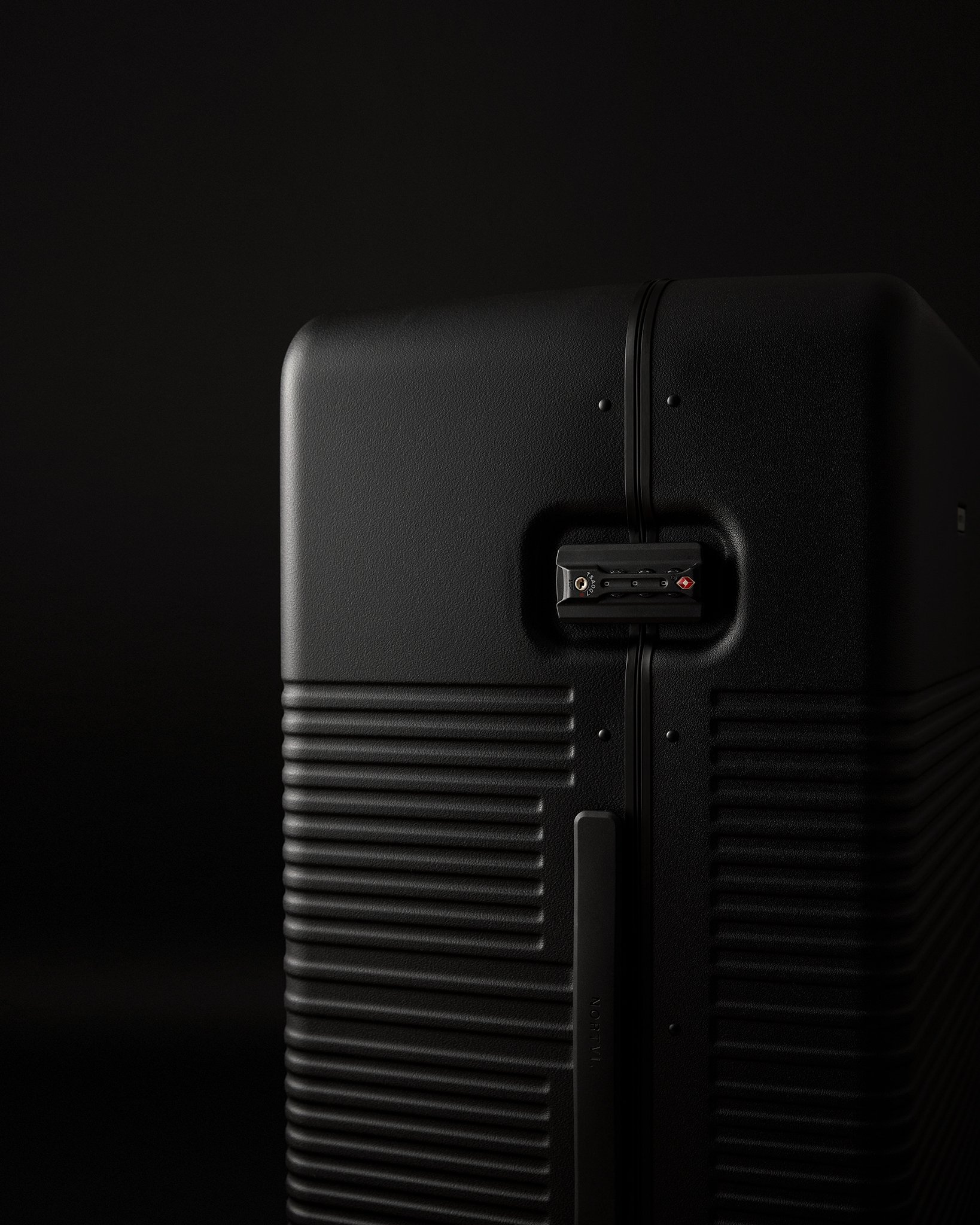 NORTVI_UPS_TRUNK31943.jpg