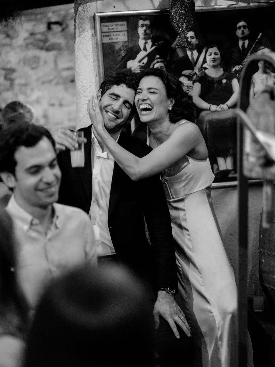 Real time, real feelings 🥂
.
.
.
#giritlimeyhanesi #twowedco #istanbulweddingphotographer