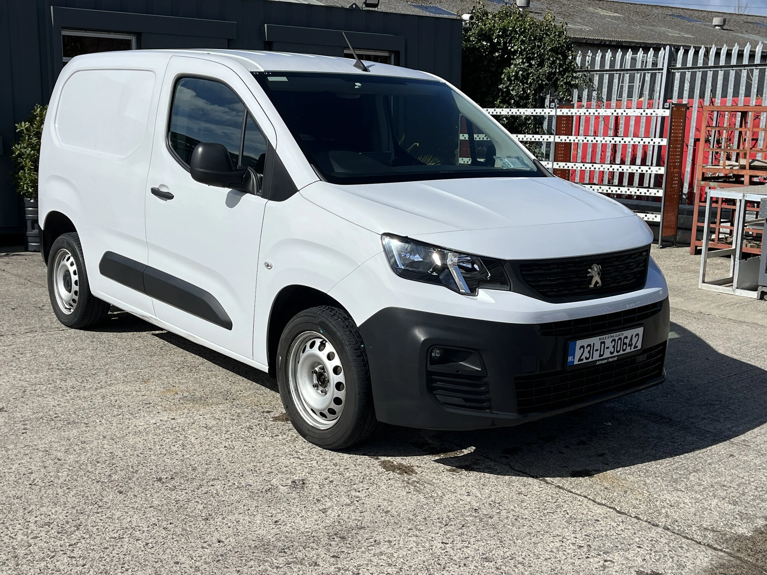 2023 PEUGEOT PARTNER 100bhp active plus 93km       SOLD