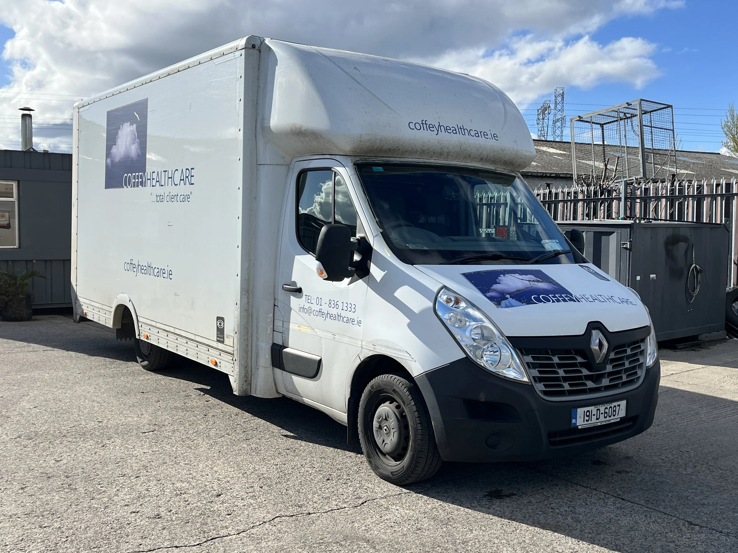 2019 RENAULT MASTER LOW PLATFORM luton body 2.3DCi 170BHP 308KM   €8000