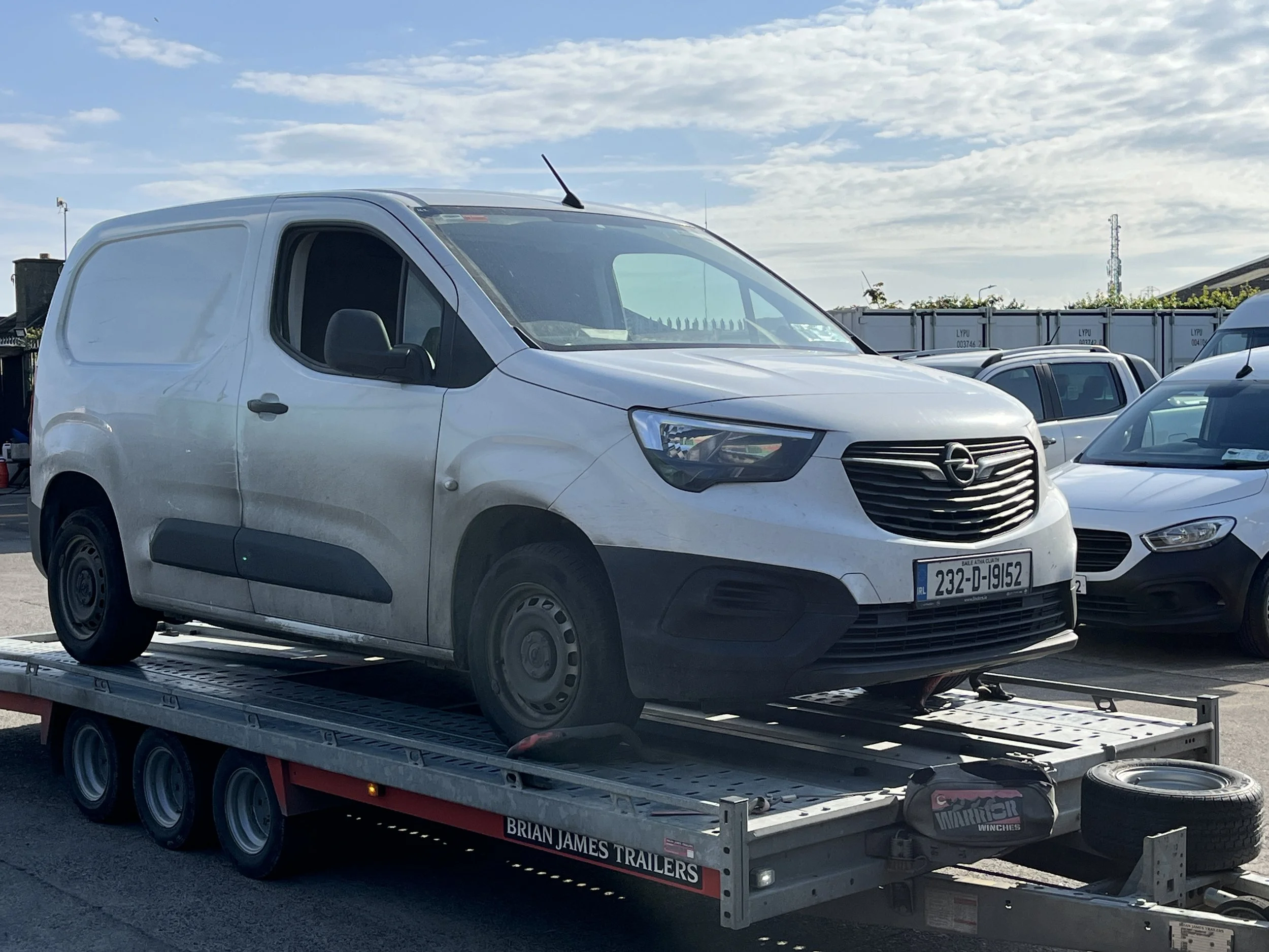 2023 opel combo 100 BHP 162km sold