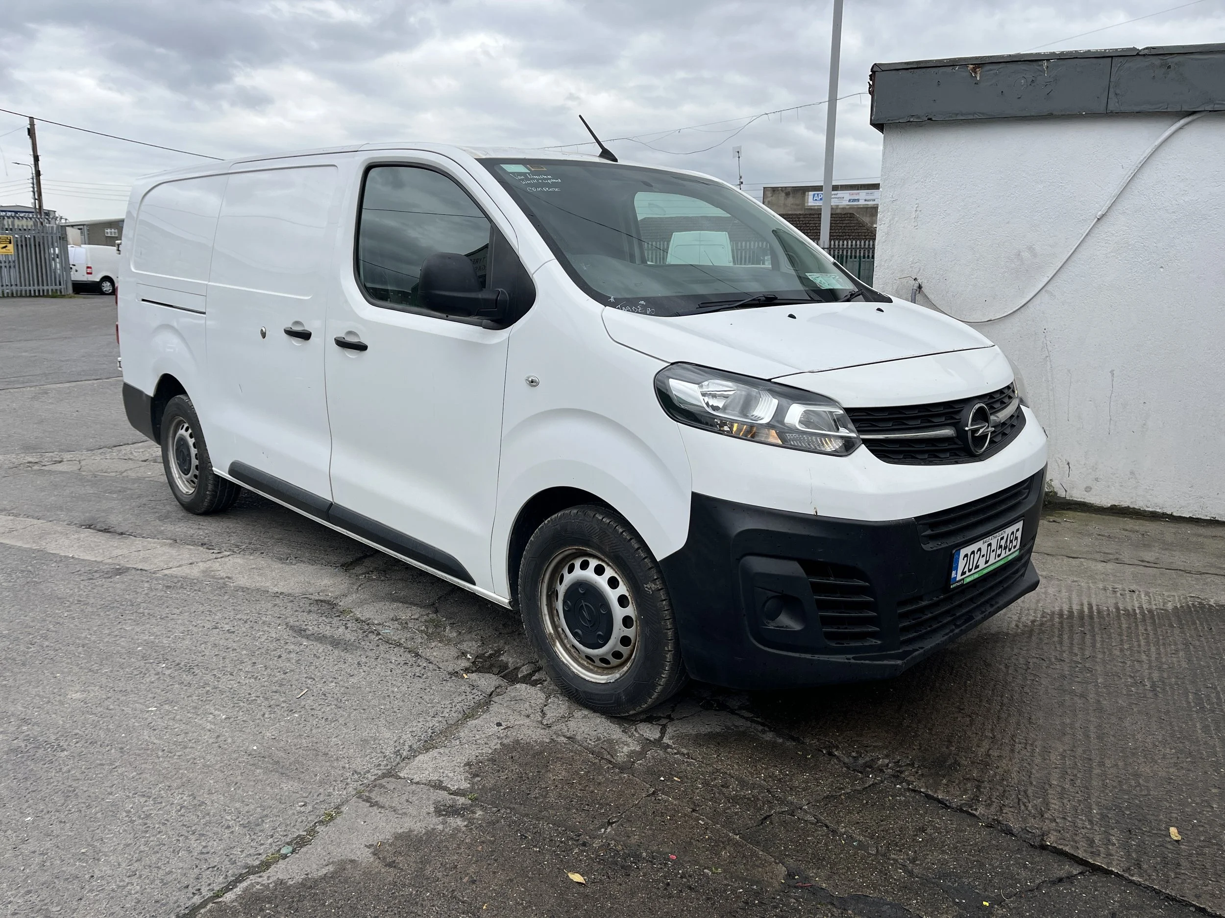 2020 OPEL VIVARO LWB 152KM     SOLD