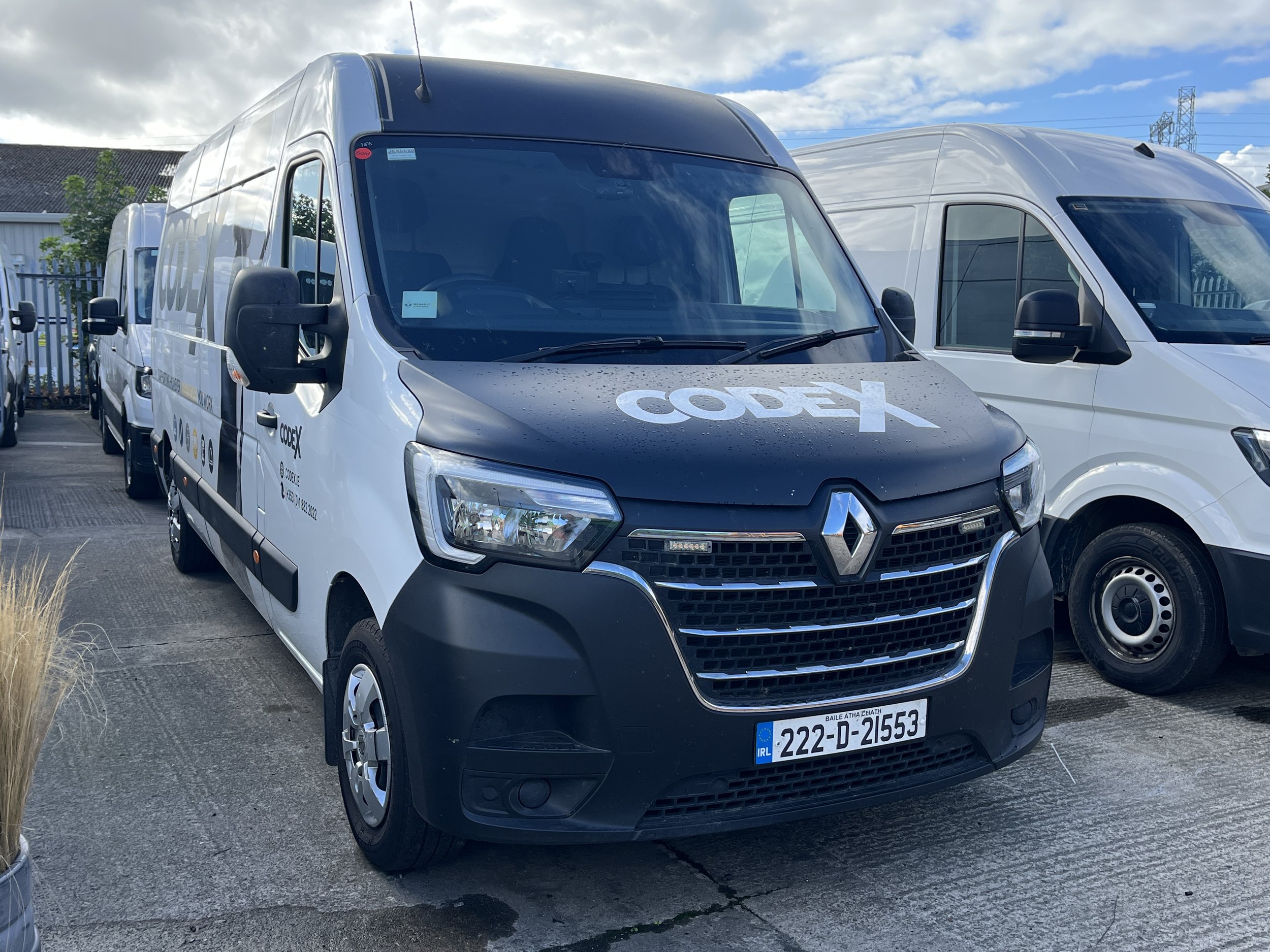 2022 RENAULT MASTER LWB BUSINESS 156KM SOLD
