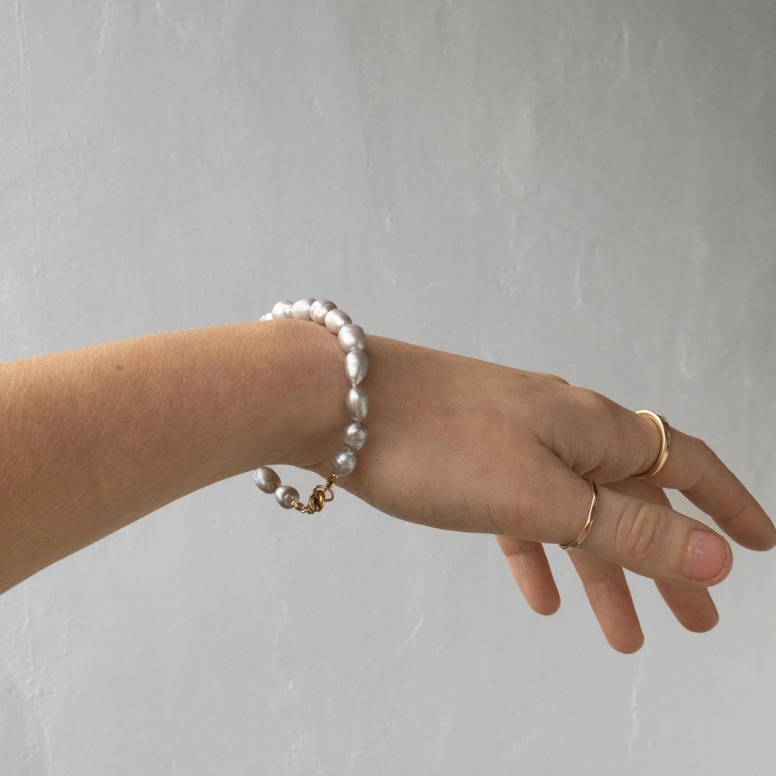 silverpearl bracelet.jpg