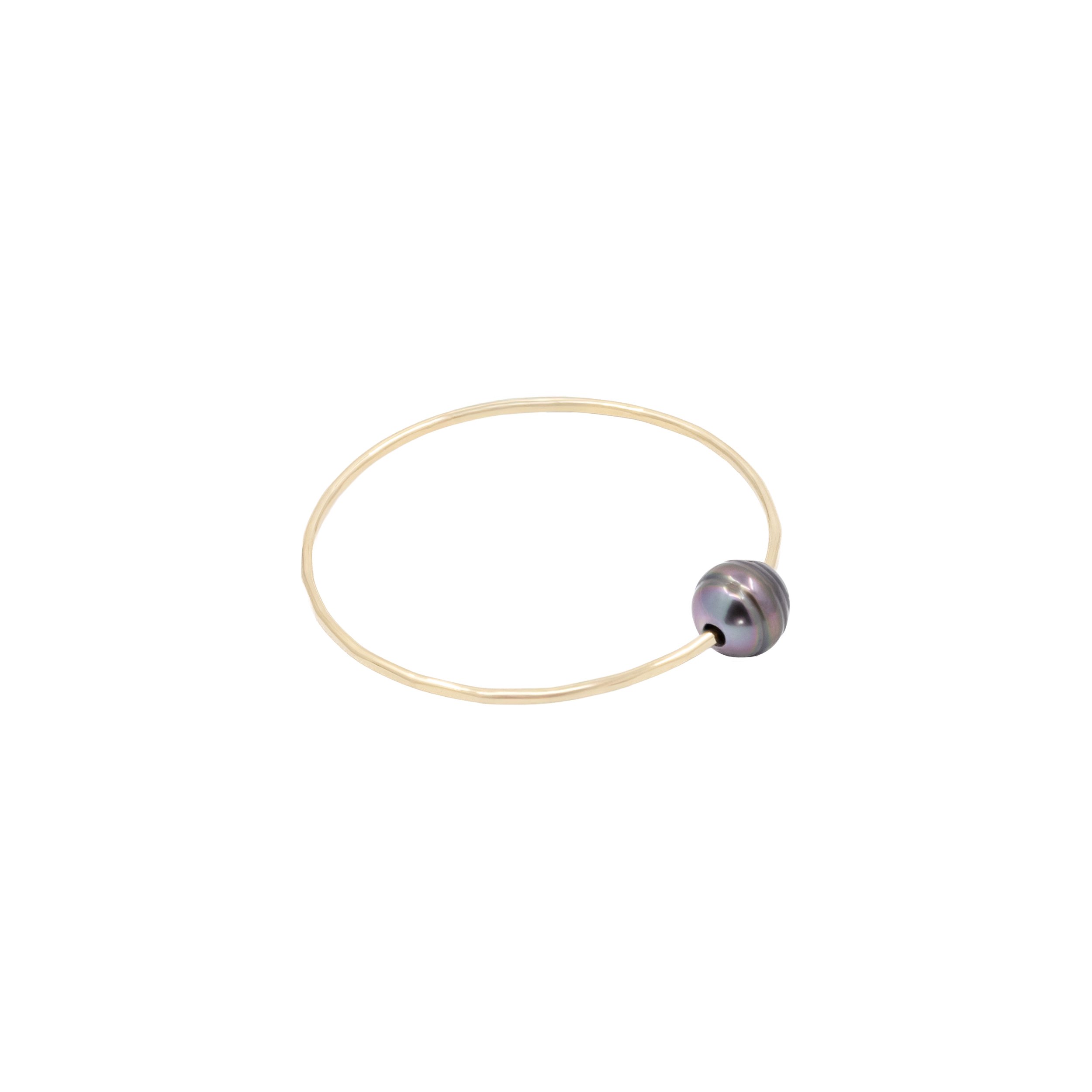 circled tahitian bangle-1.jpg