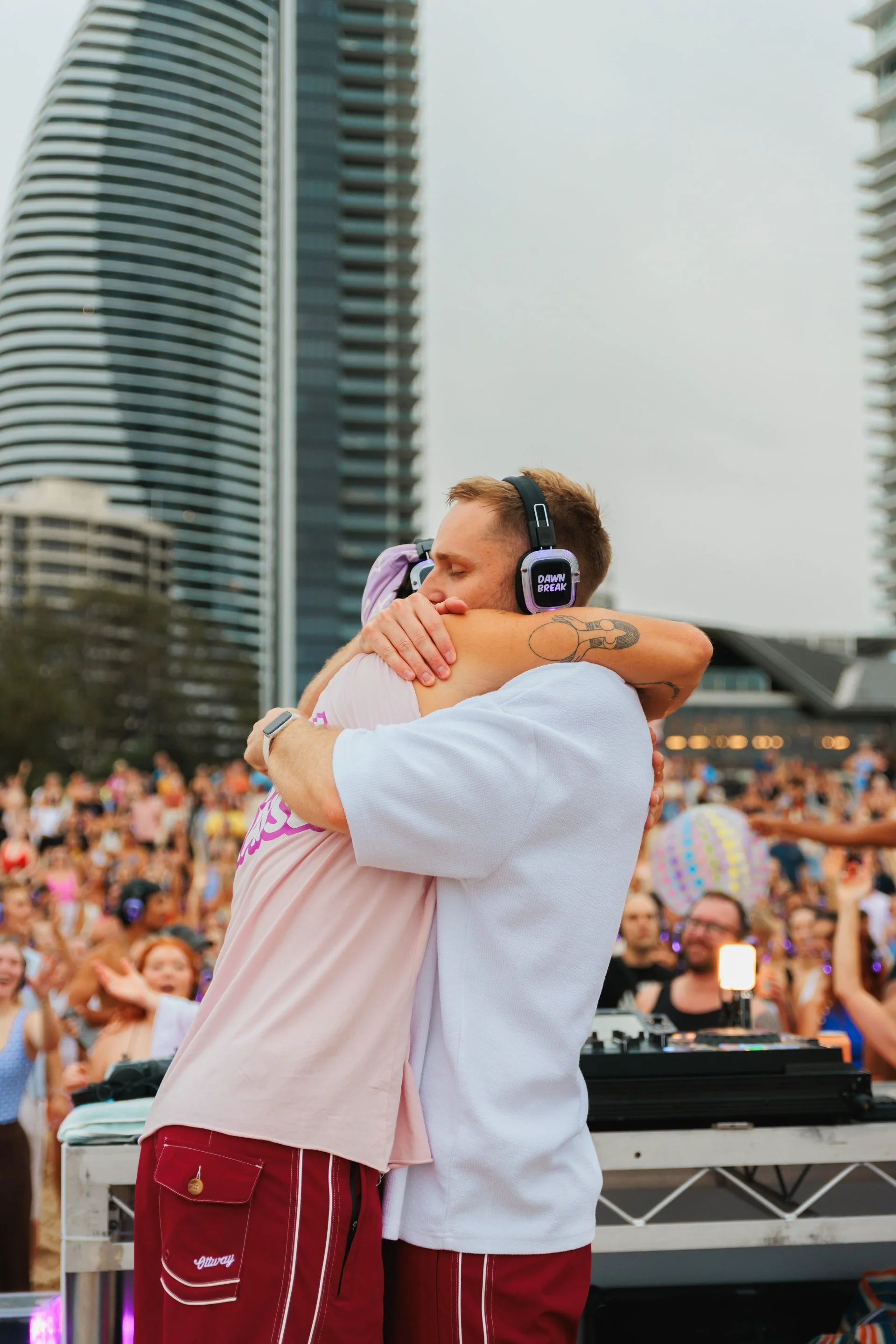 iykezachariah - Dawnbreak Goldcoast 26-140.jpg