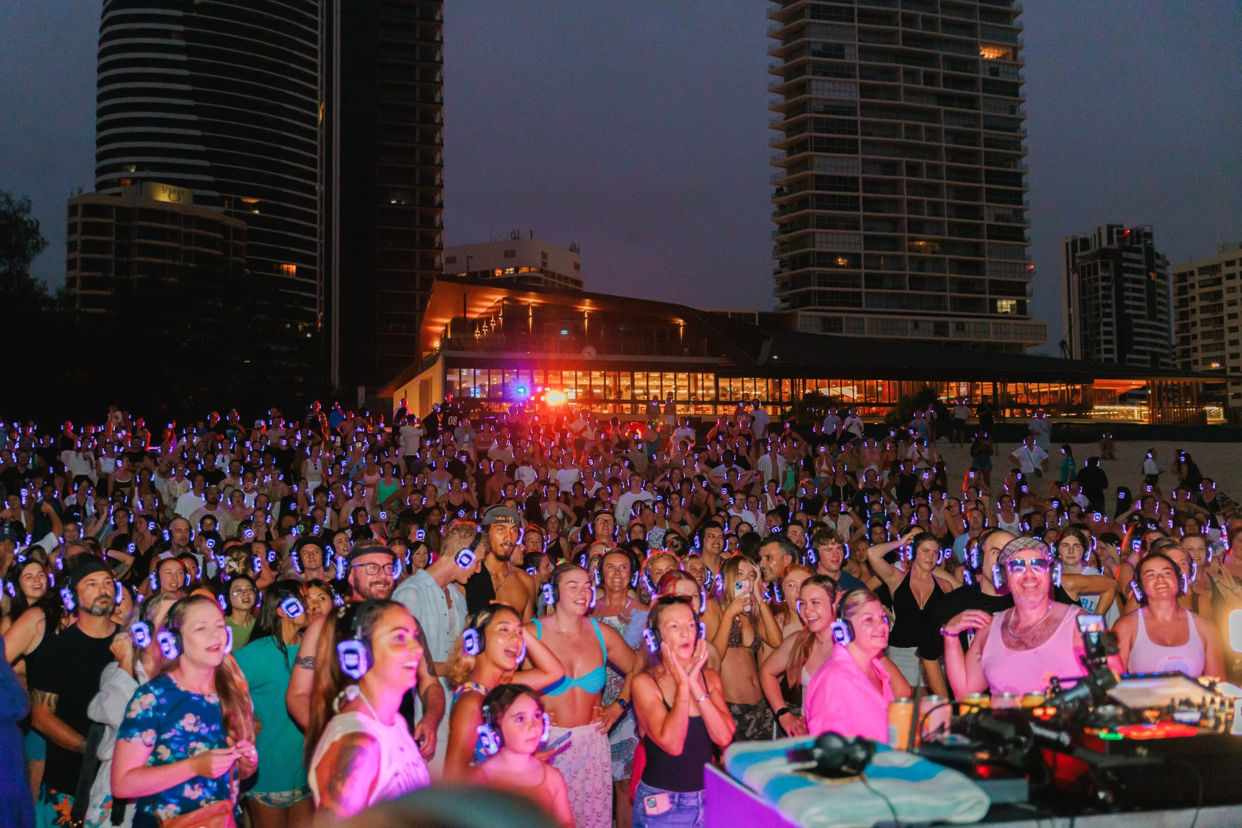 iykezachariah - Dawnbreak Goldcoast 26-27.jpg