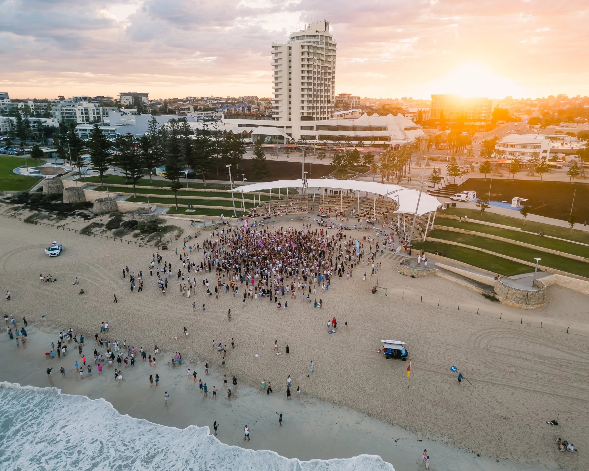 iykezachariah - Dawnbreak Scarbs 12.04-45.jpg