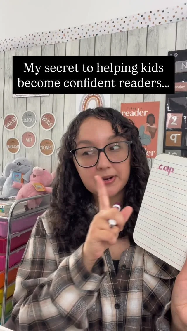 Here’s the thing…
When kids feel successful, they want to keep practicing — and that’s when real progress happens. 🌟
Here are 3 ways to help your child become more CONFIDENT when reading:
1️⃣ Celebrate EVERY win!
Each tim