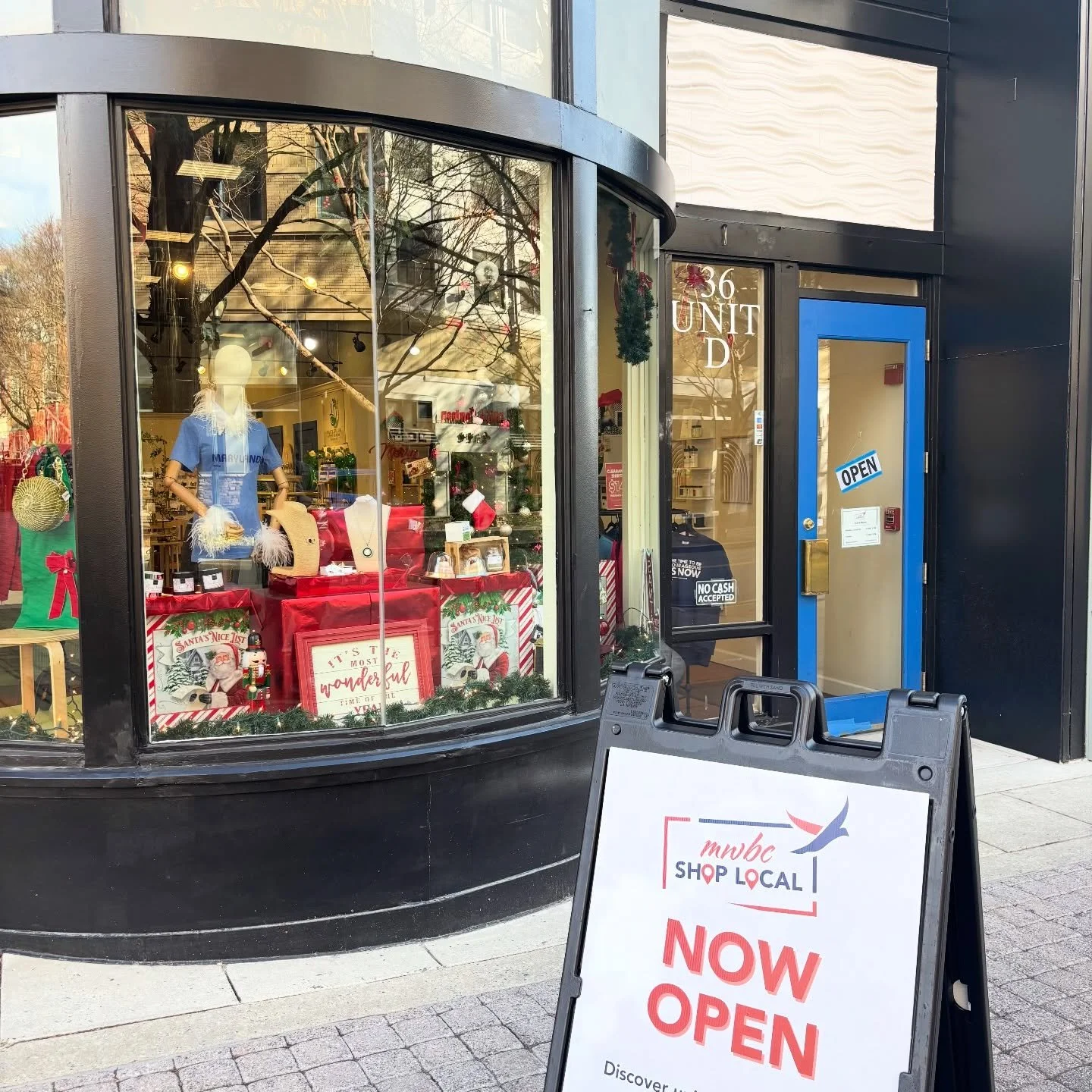 As 2025 comes to a close, so does our time at @mwbcshoplocal in @thesquarerockville. 

This six-month small business retail incubator program has been full of so much learning and growth for @wavelength.wear and we are awfully grateful for the opport