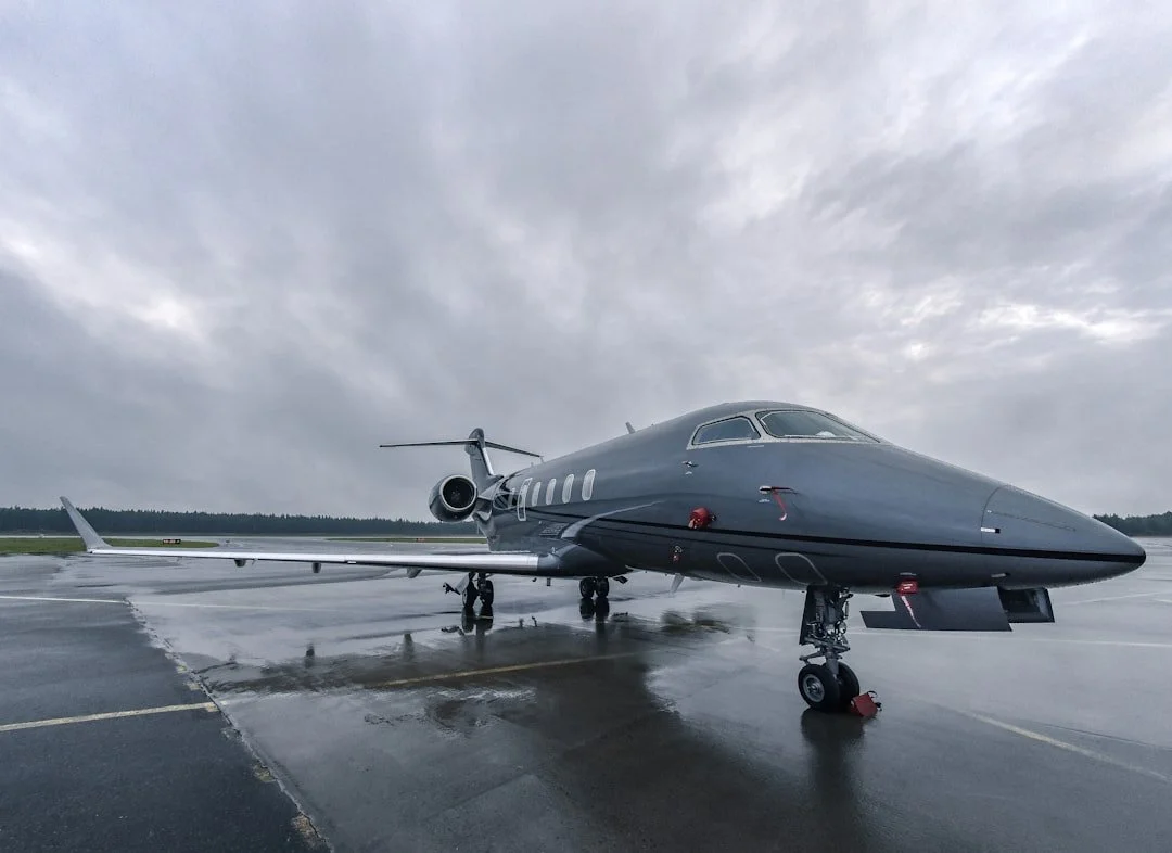 A Practical Guide to Finding Jets Hangar Rental Options
