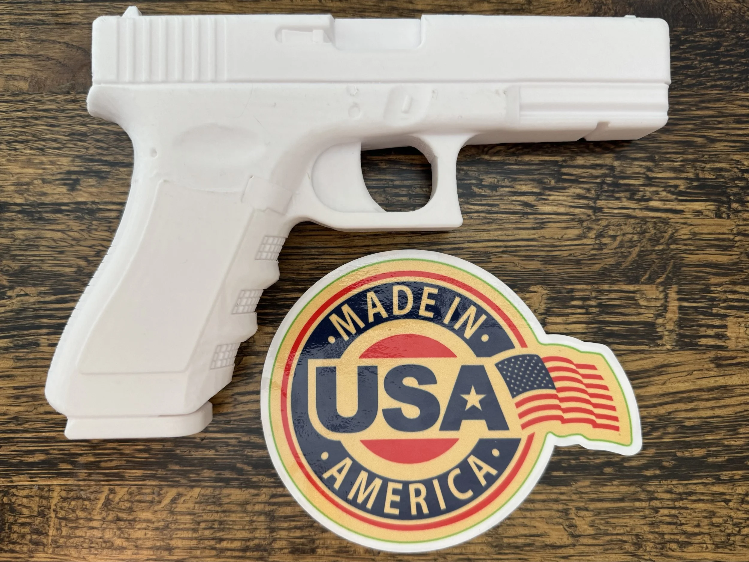 Full-weight Glock 17 Gen 3 replica, solid 3D-printed training gun, 1:1 scale model, holster fit test aid, dry fire practice Glock, realistic Glock 17 dummy gun