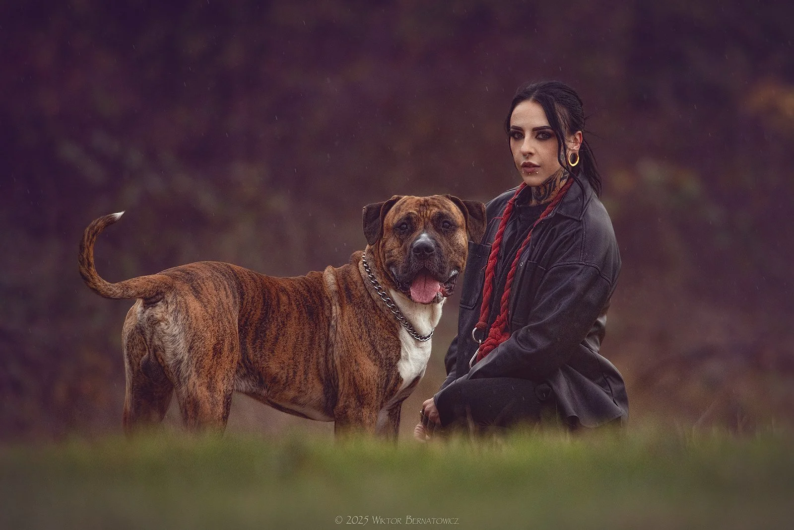 “Beth &amp; Moose — Rain, Overcast Skies, and Raw Energy”